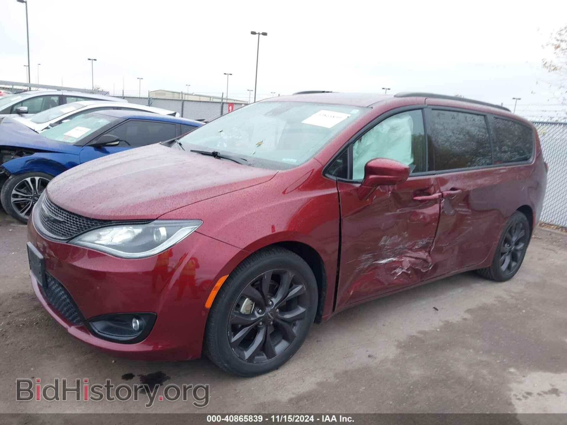 2019 CHRYSLER PACIFICA - VIN: 2C4RC1EGXKR507992 - Фото 2