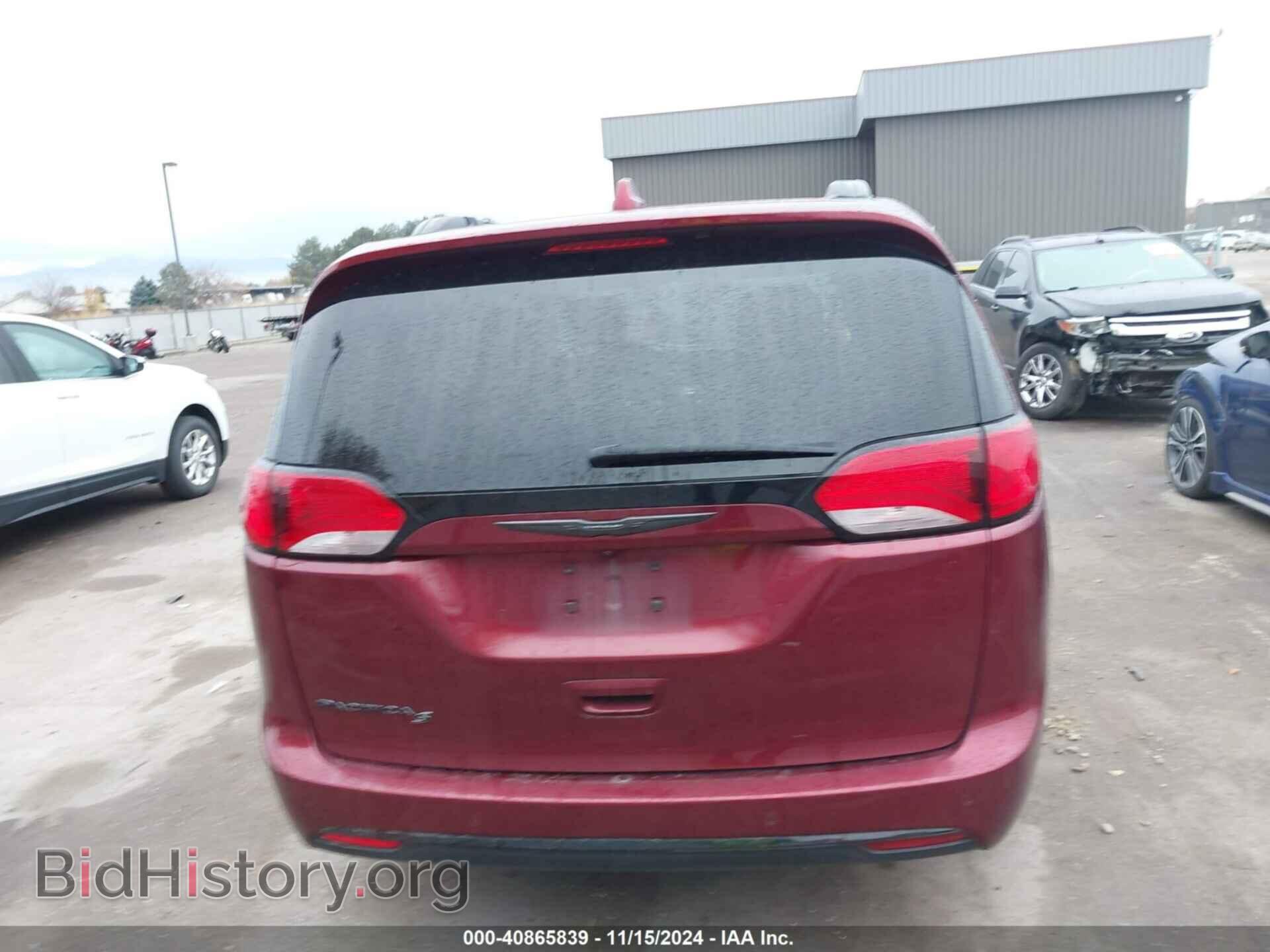2019 CHRYSLER PACIFICA - VIN: 2C4RC1EGXKR507992 - Фото 16