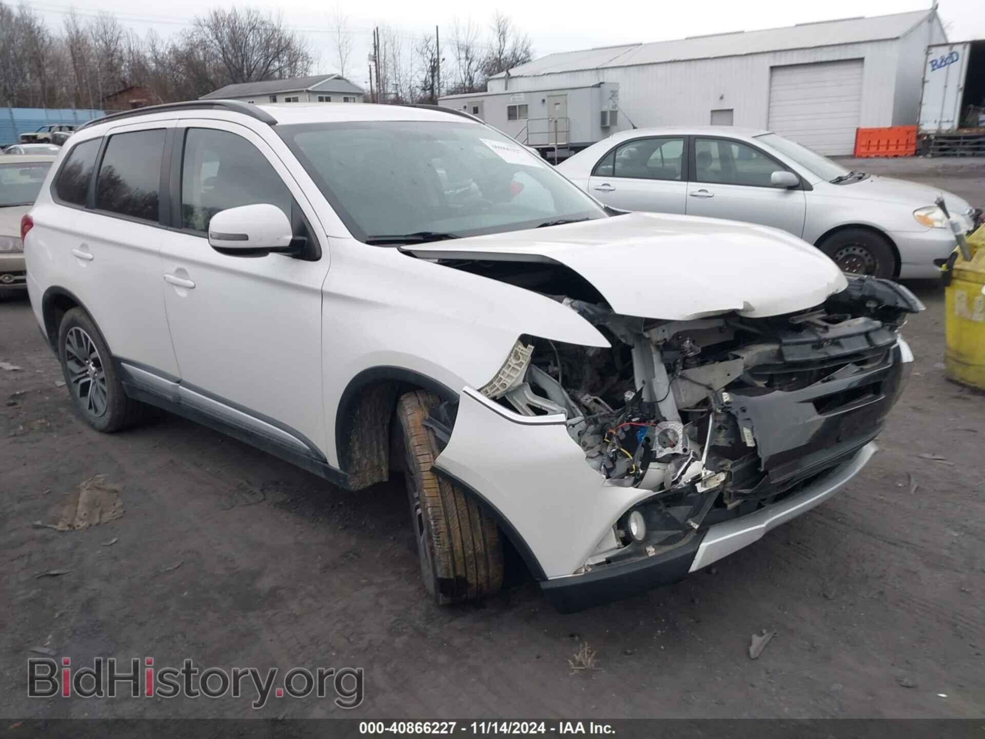 Photo JA4AZ3A3XGZ015593 - MITSUBISHI OUTLANDER 2016