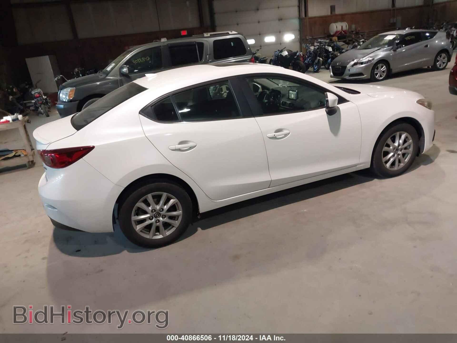 2014 MAZDA MAZDA3 - VIN: JM1BM1V73E1134866 - Фото 4