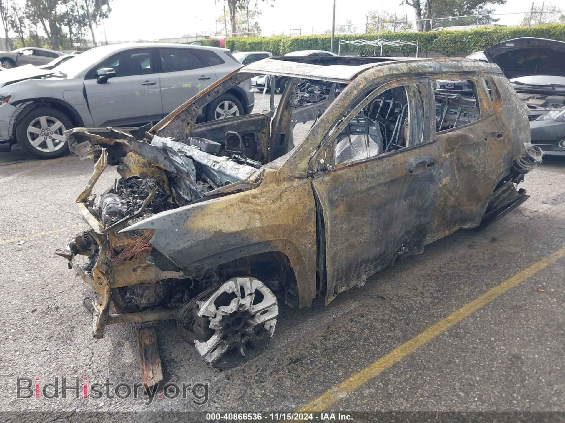 2020 JEEP COMPASS - VIN: 3C4NJCBB1LT241799 - Фото 2