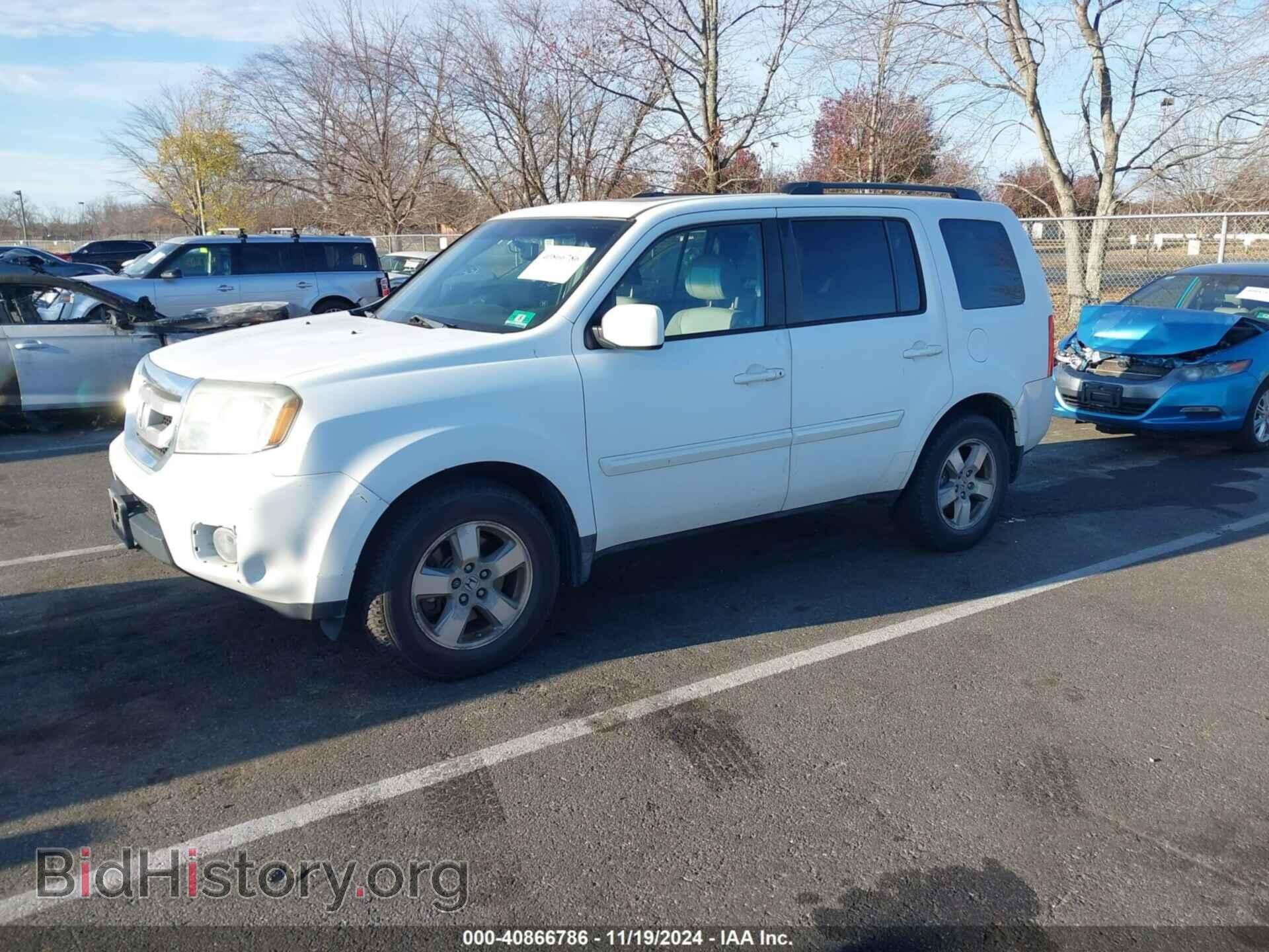 2011 HONDA PILOT - VIN: 5FNYF4H55BB025697 - Фото 2