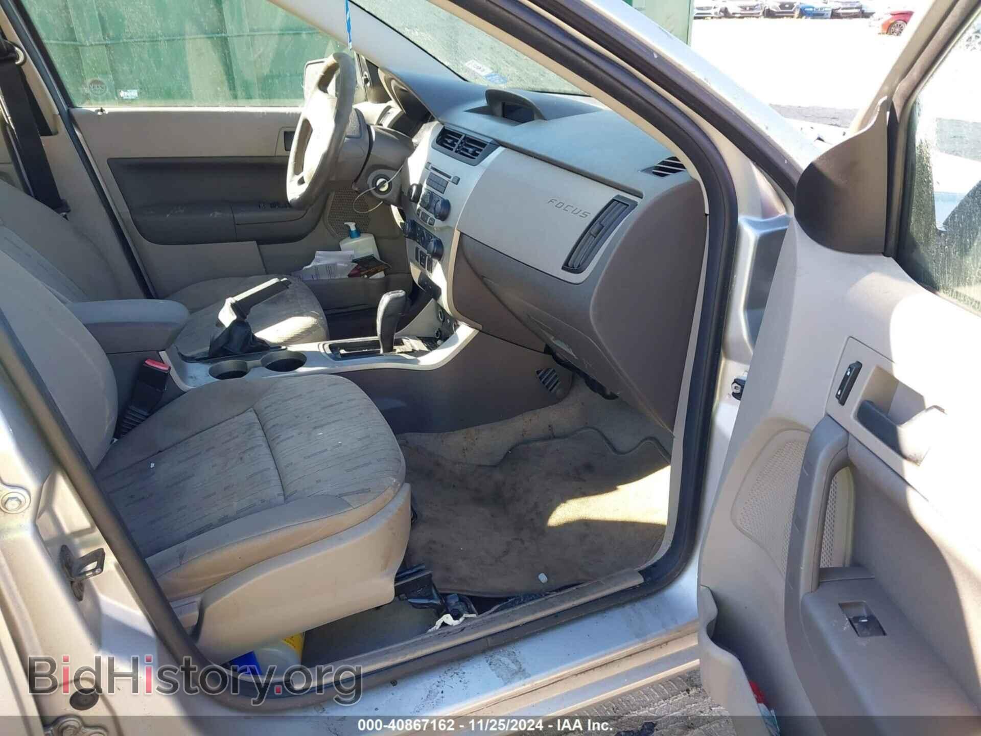 2009 FORD FOCUS - VIN: 1FAHP35N49W132070 - Фото 5