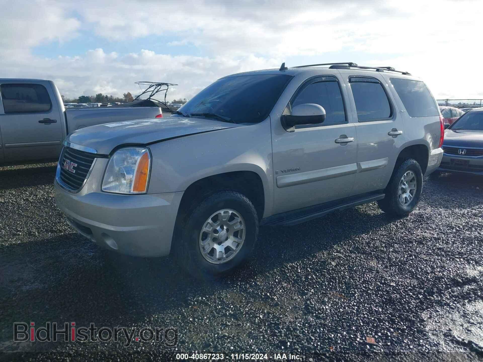 2007 GMC YUKON - VIN: 1GKFK13017J331068 - Фото 2