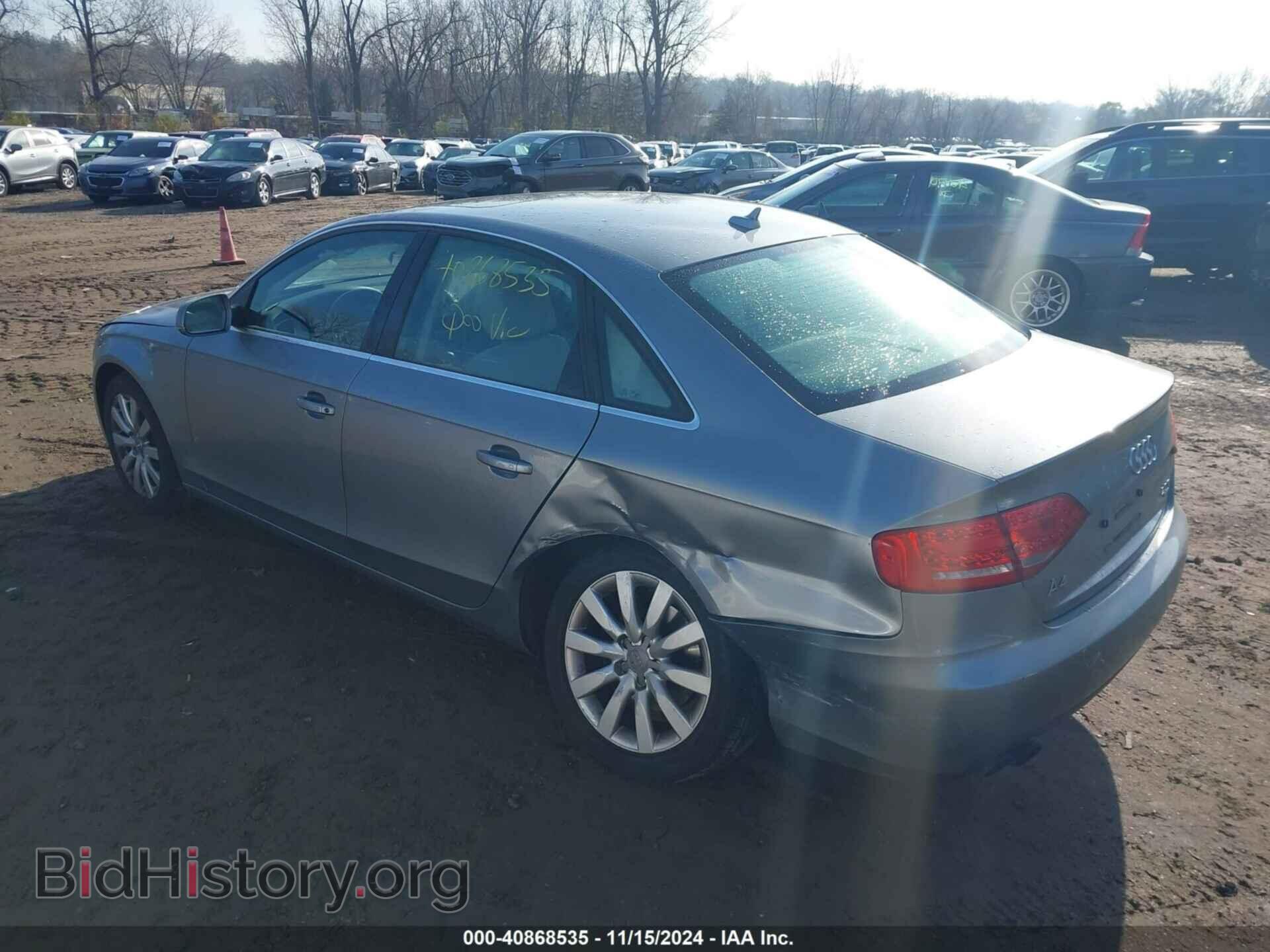 2011 AUDI A4 - VIN: WAUFFAFL4BN010176 - Фото 3