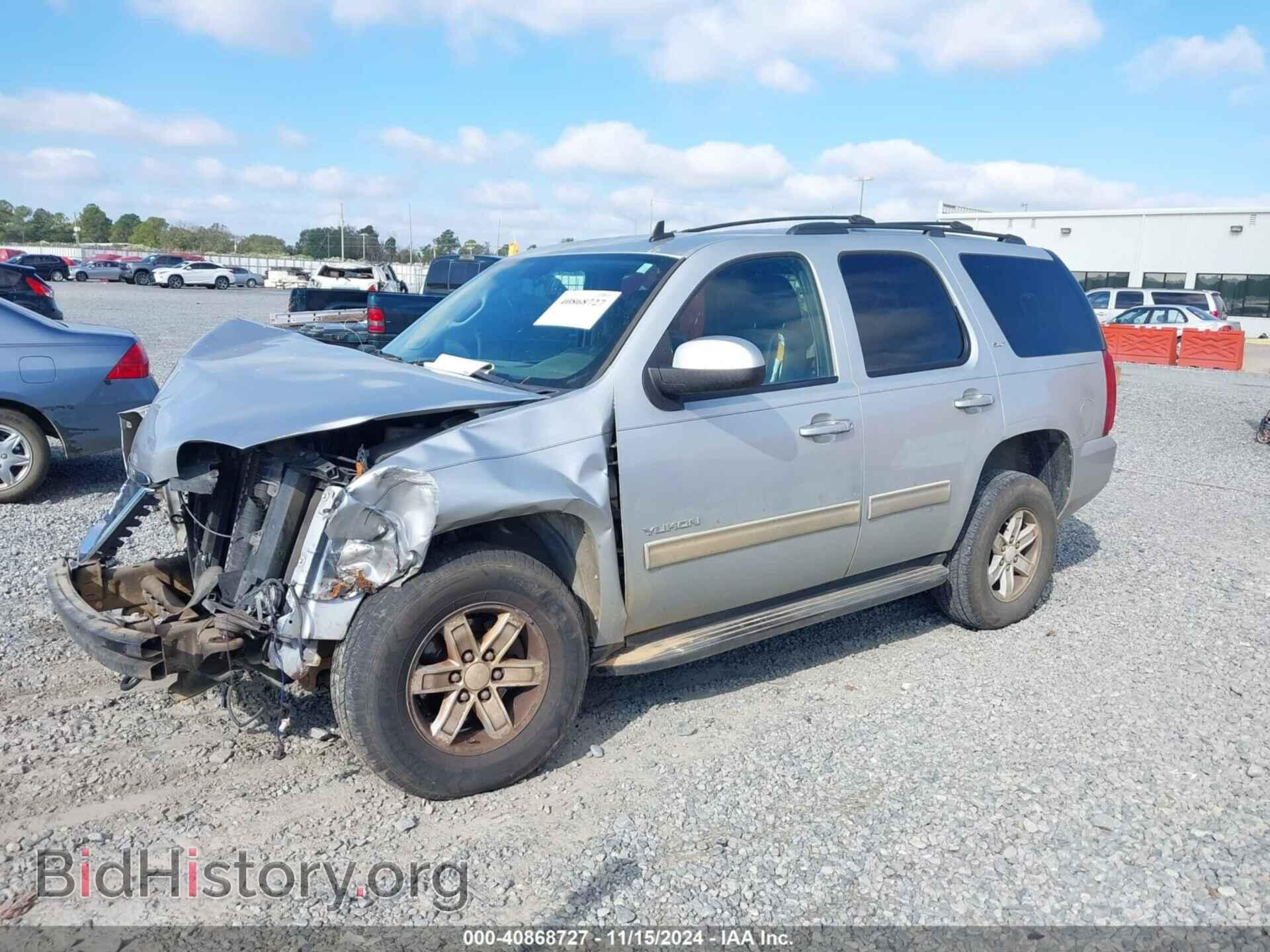 2011 GMC YUKON - VIN: 1GKS1CE03BR261464 - Фото 2