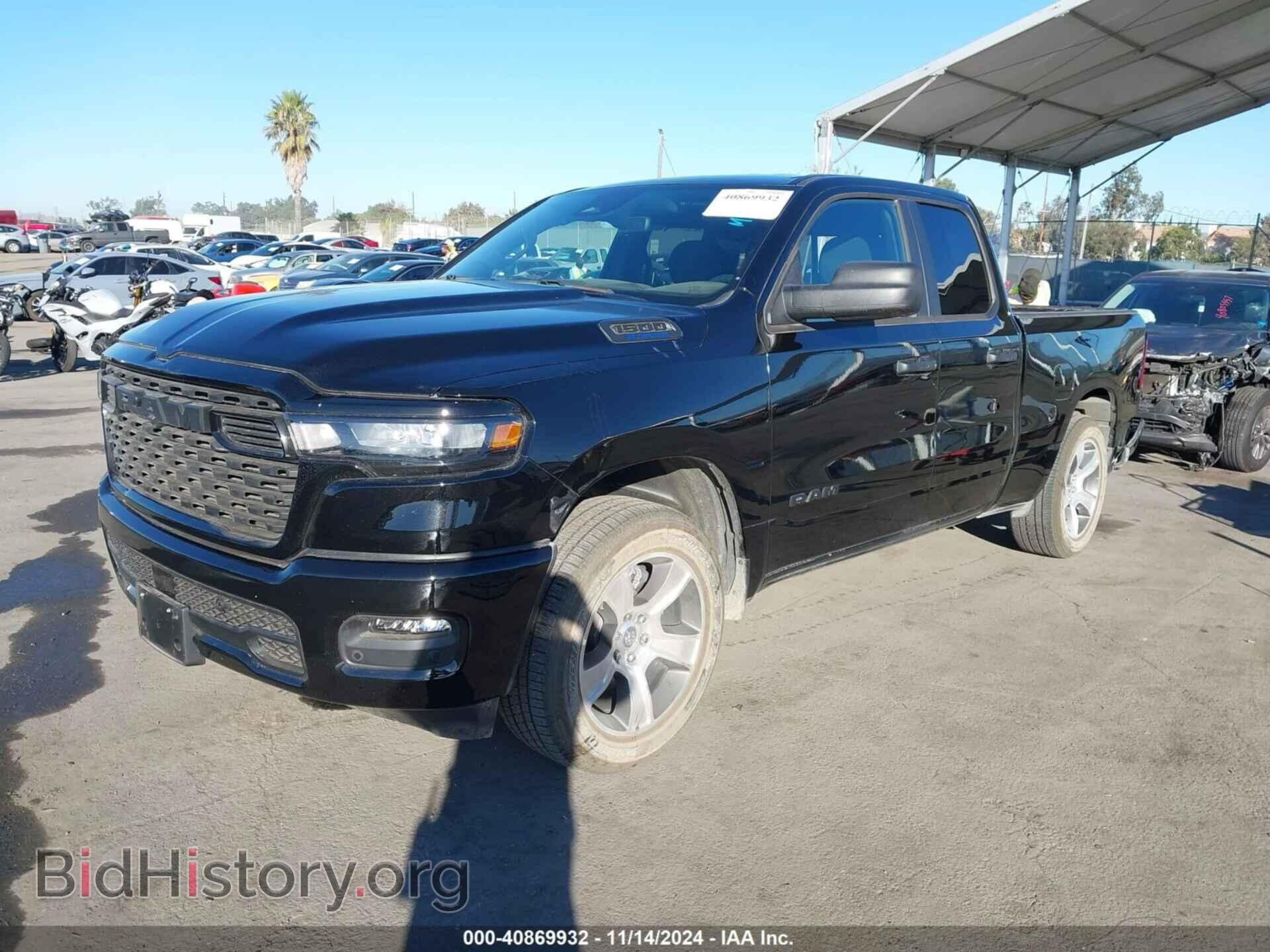 2025 RAM 1500 - VIN: 1C6SRECG8SN588232 - Фото 2