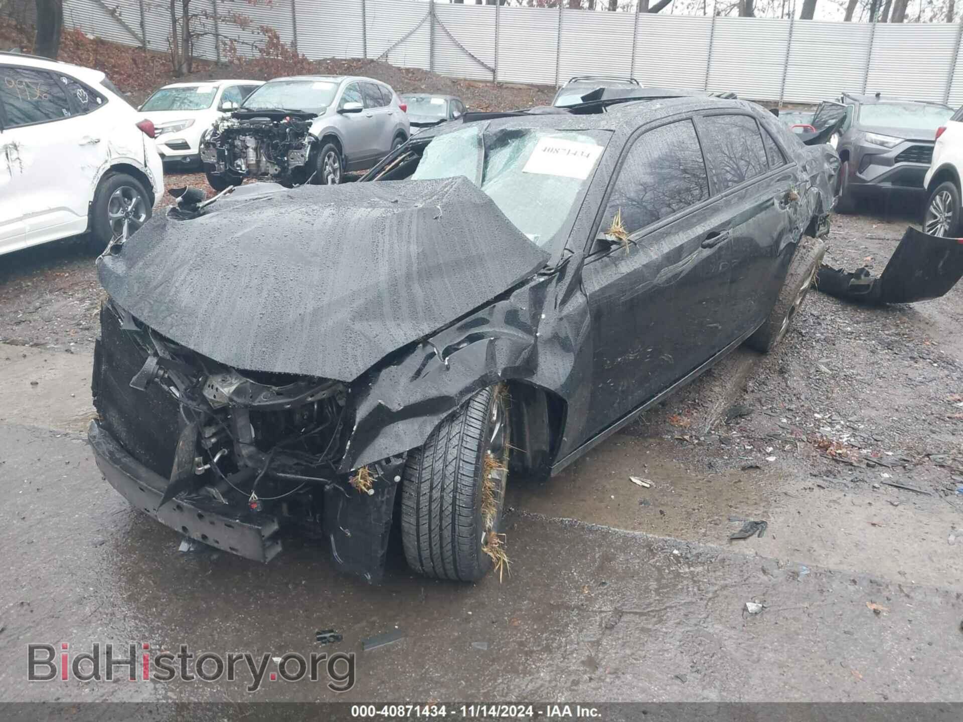 2016 CHRYSLER 300 - VIN: 2C3CCAGG7GH282970 - Фото 2