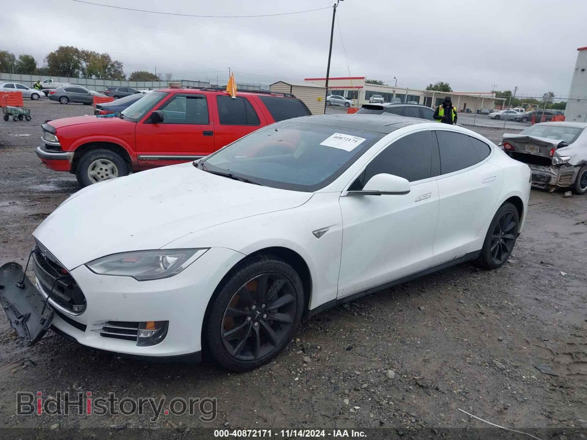 2013 TESLA MODEL S - VIN: 5YJSA1DP2DFP25030 - Photo 2