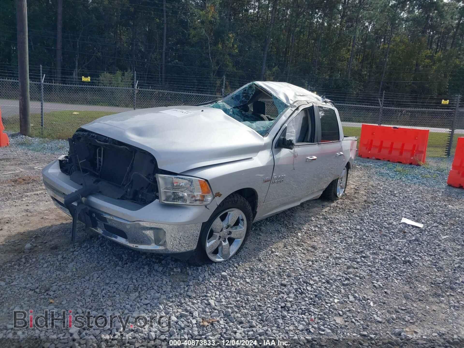 2018 RAM 1500 - VIN: 1C6RR6LT8JS105792 - Фото 2