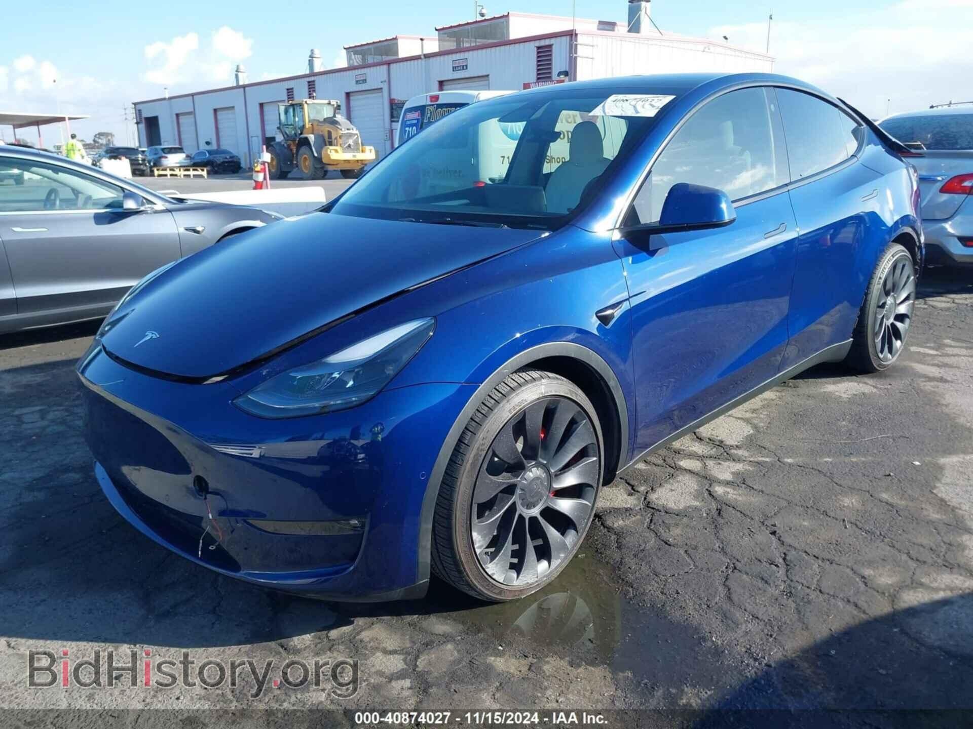 2022 TESLA MODEL Y - VIN: 7SAYGDEF5NF559607 - Фото 2