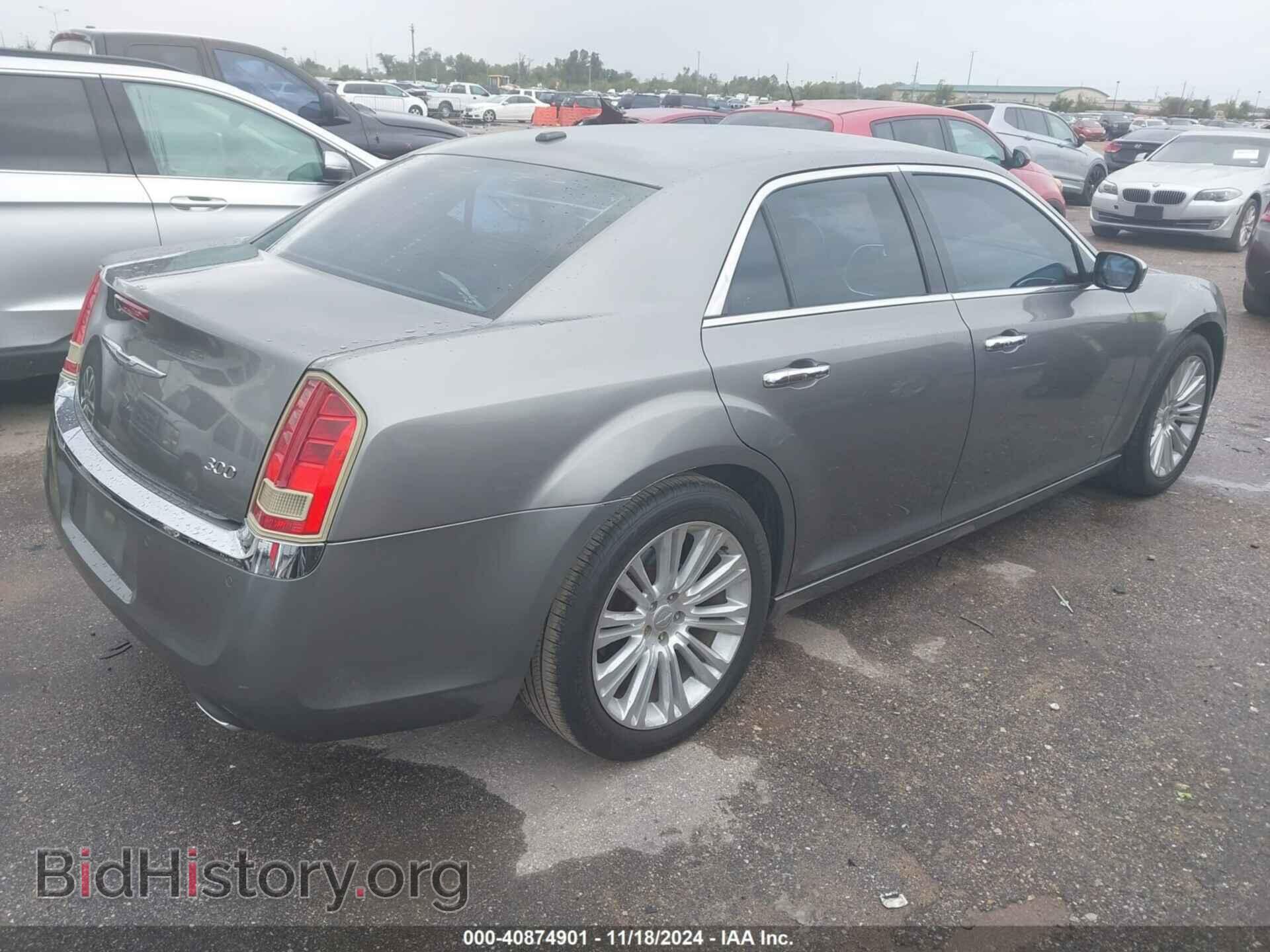 2011 CHRYSLER 300 - VIN: 2C3CA5CG2BH598319 - Фото 4