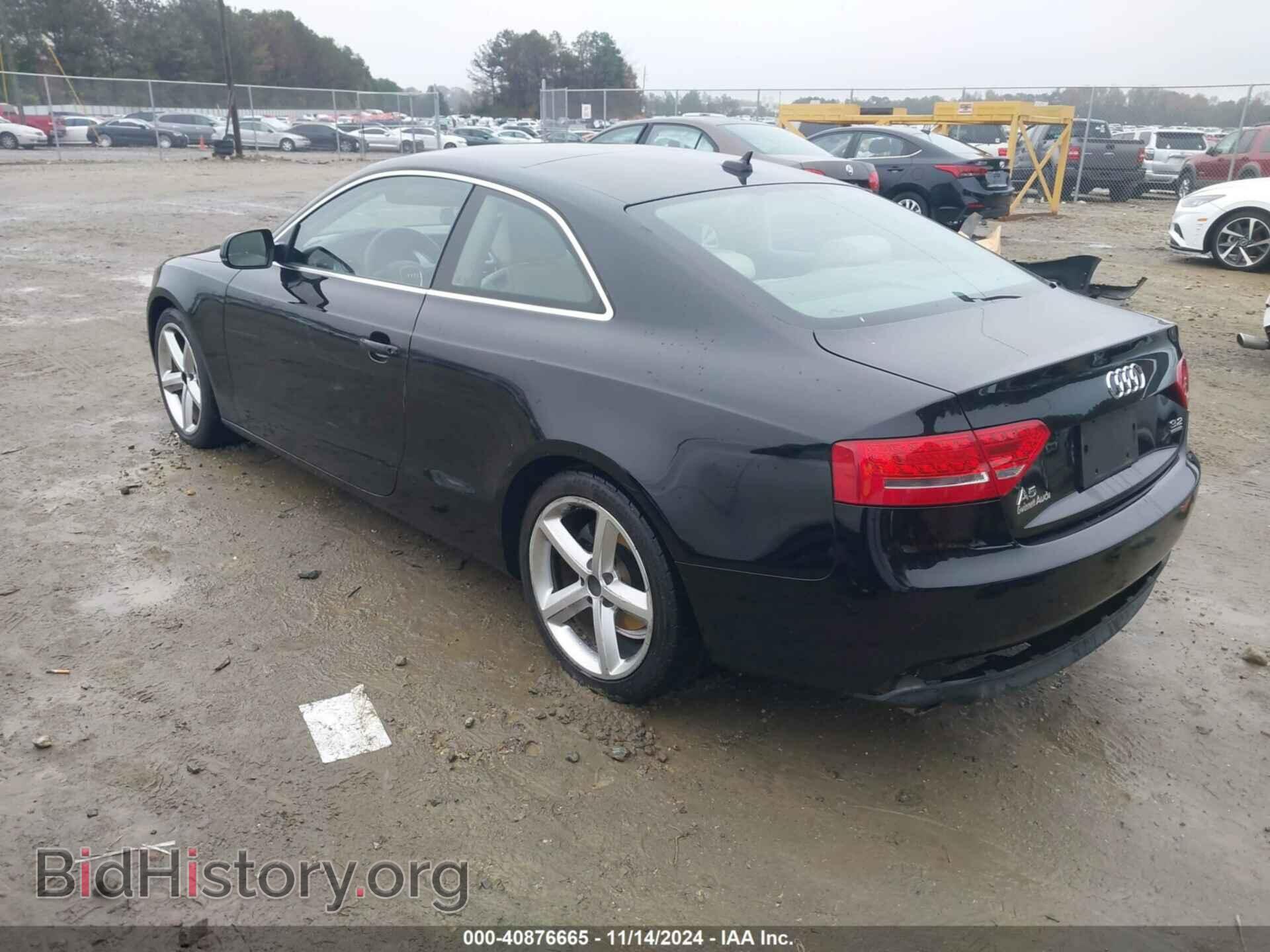 2010 AUDI A5 - VIN: WAUCKAFR2AA027938 - Фото 3