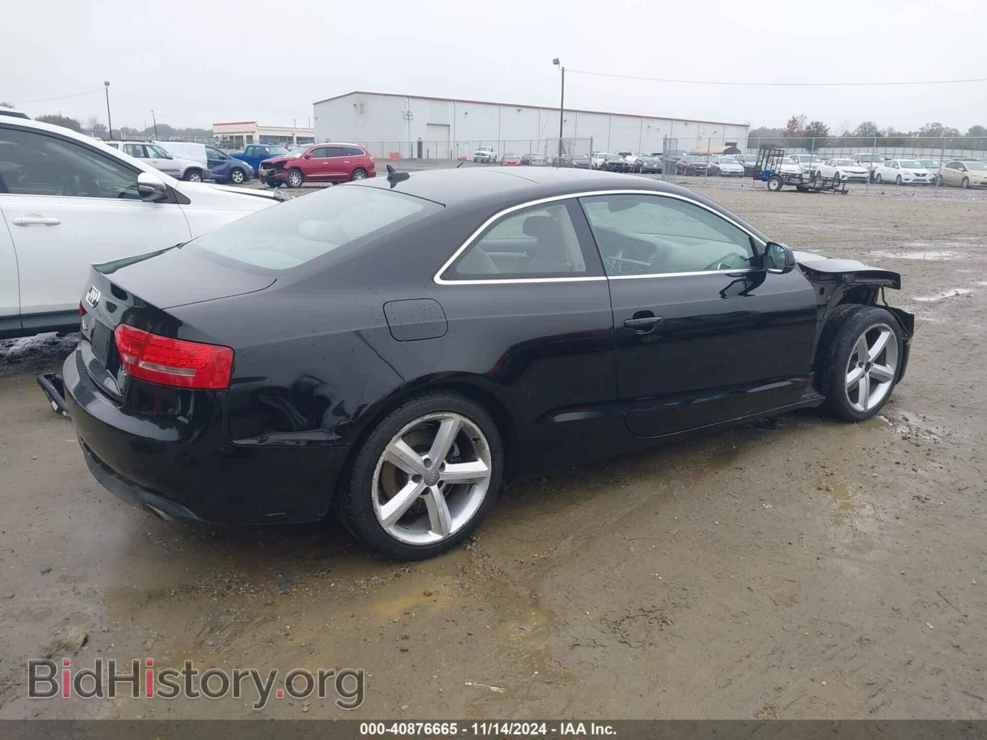 2010 AUDI A5 - VIN: WAUCKAFR2AA027938 - Фото 4