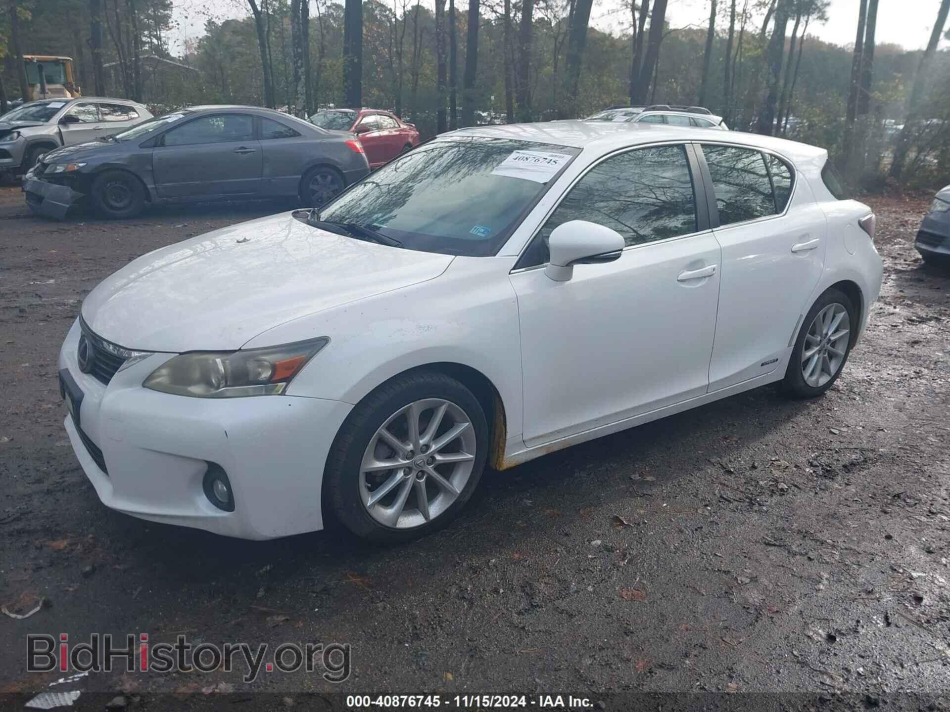 2011 LEXUS CT 200H - VIN: JTHKD5BH4B2013188 - Фото 2
