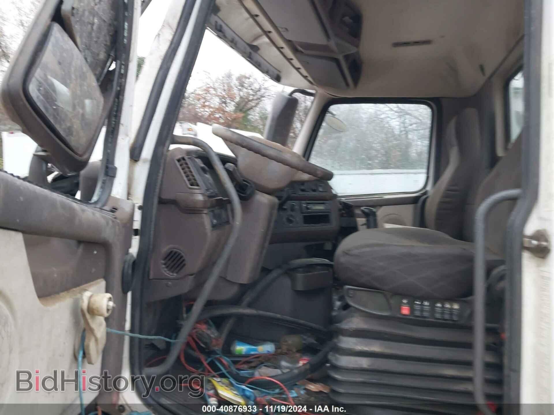 2013 VOLVO VN - VIN: 4V4MC9EH8DN564231 - Фото 6