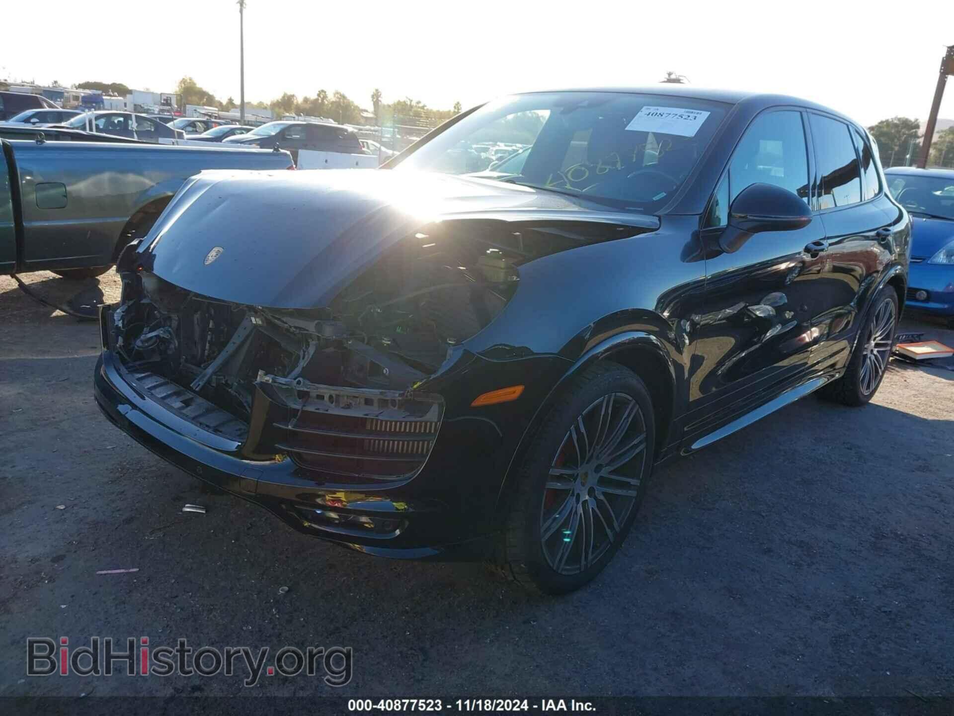 2018 PORSCHE CAYENNE - VIN: WP1AD2A27JLA80979 - Фото 2