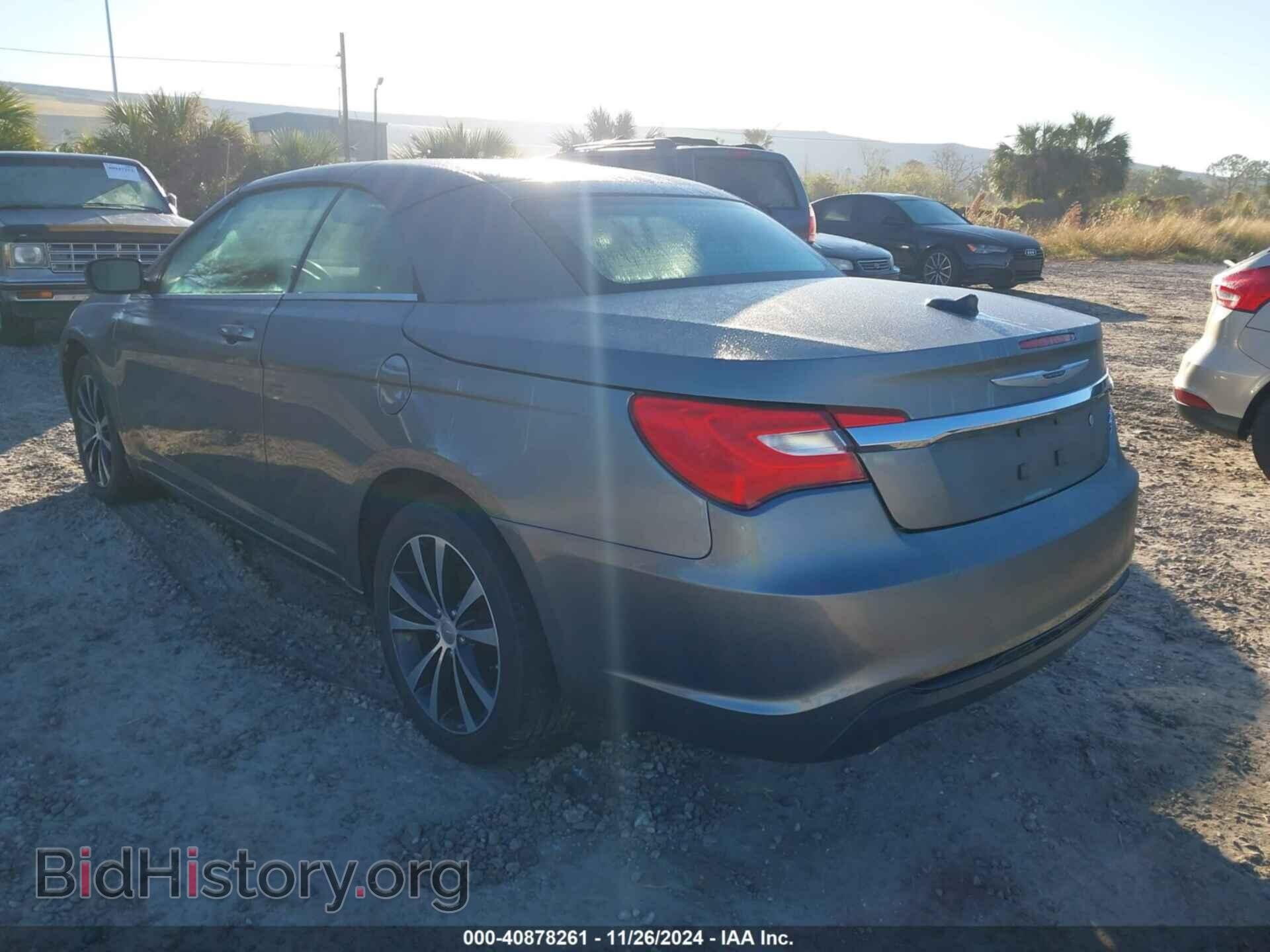 2011 CHRYSLER 200 - VIN: 1C3BC8EG2BN612778 - Фото 3