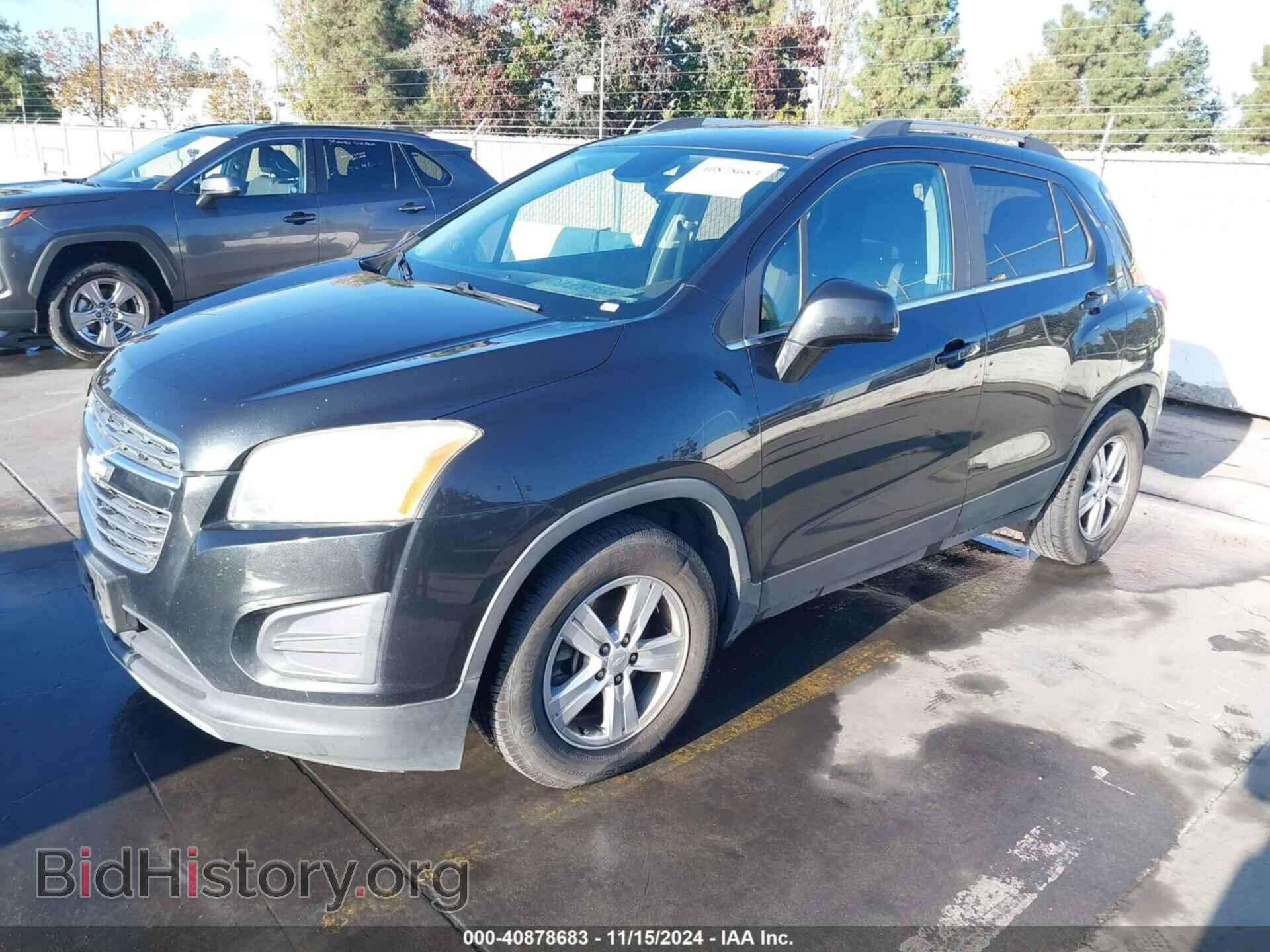 2015 CHEVROLET TRAX - VIN: 3GNCJLSB4FL169614 - Фото 2