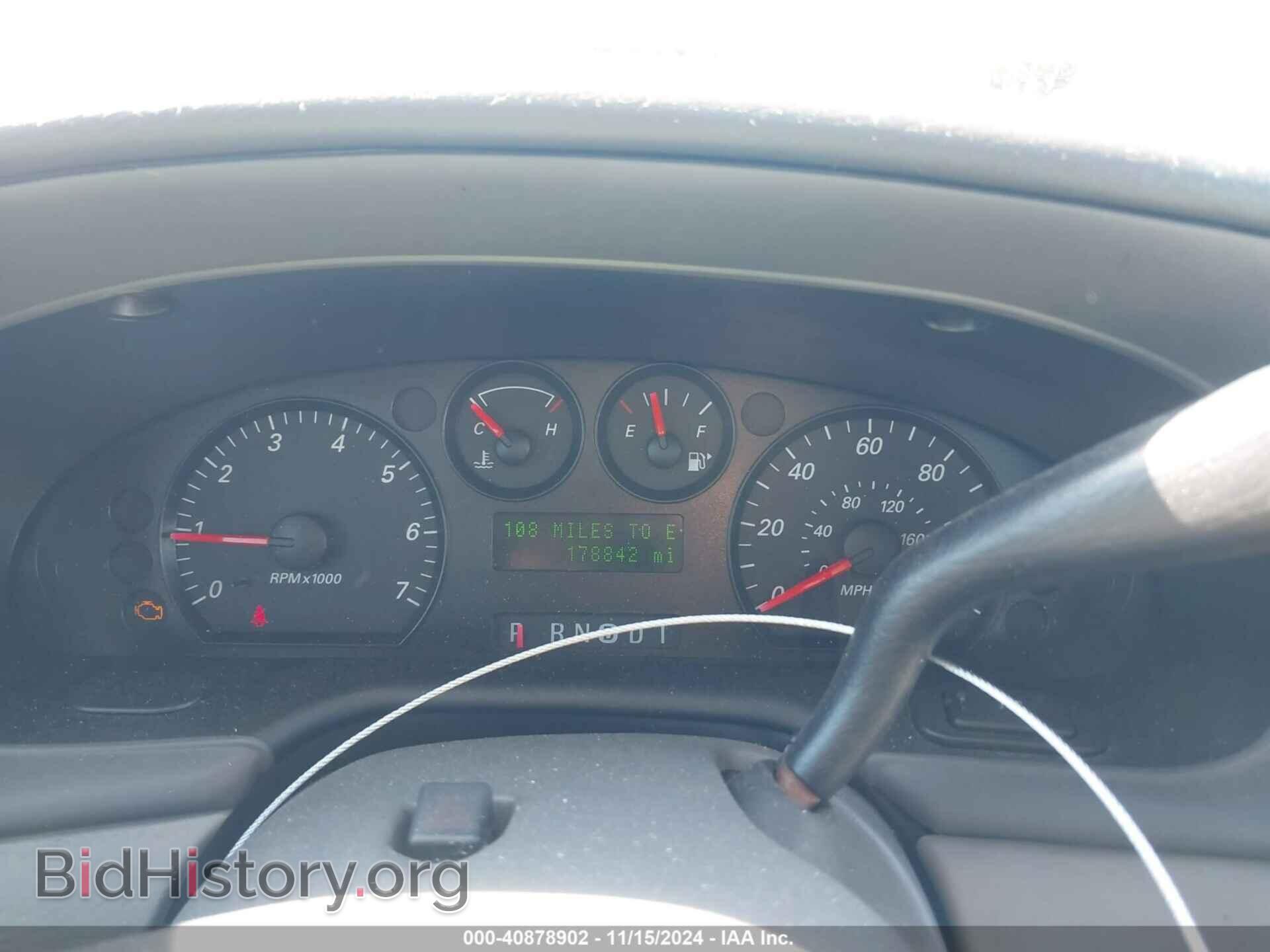 2006 FORD TAURUS - VIN: 1FAHP53256A259424 - Фото 7