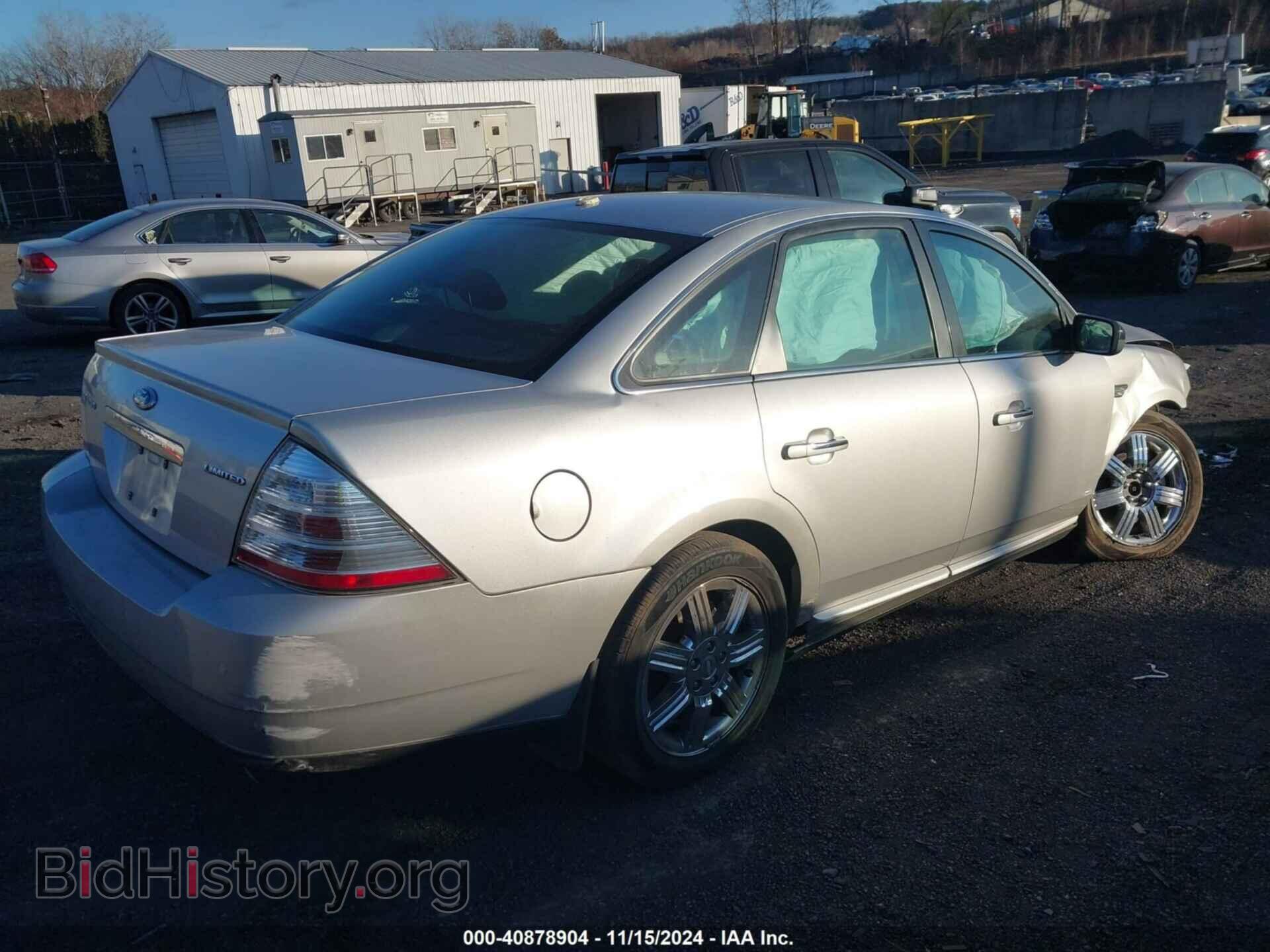 2009 FORD TAURUS - VIN: 1FAHP25W19G124635 - Фото 4