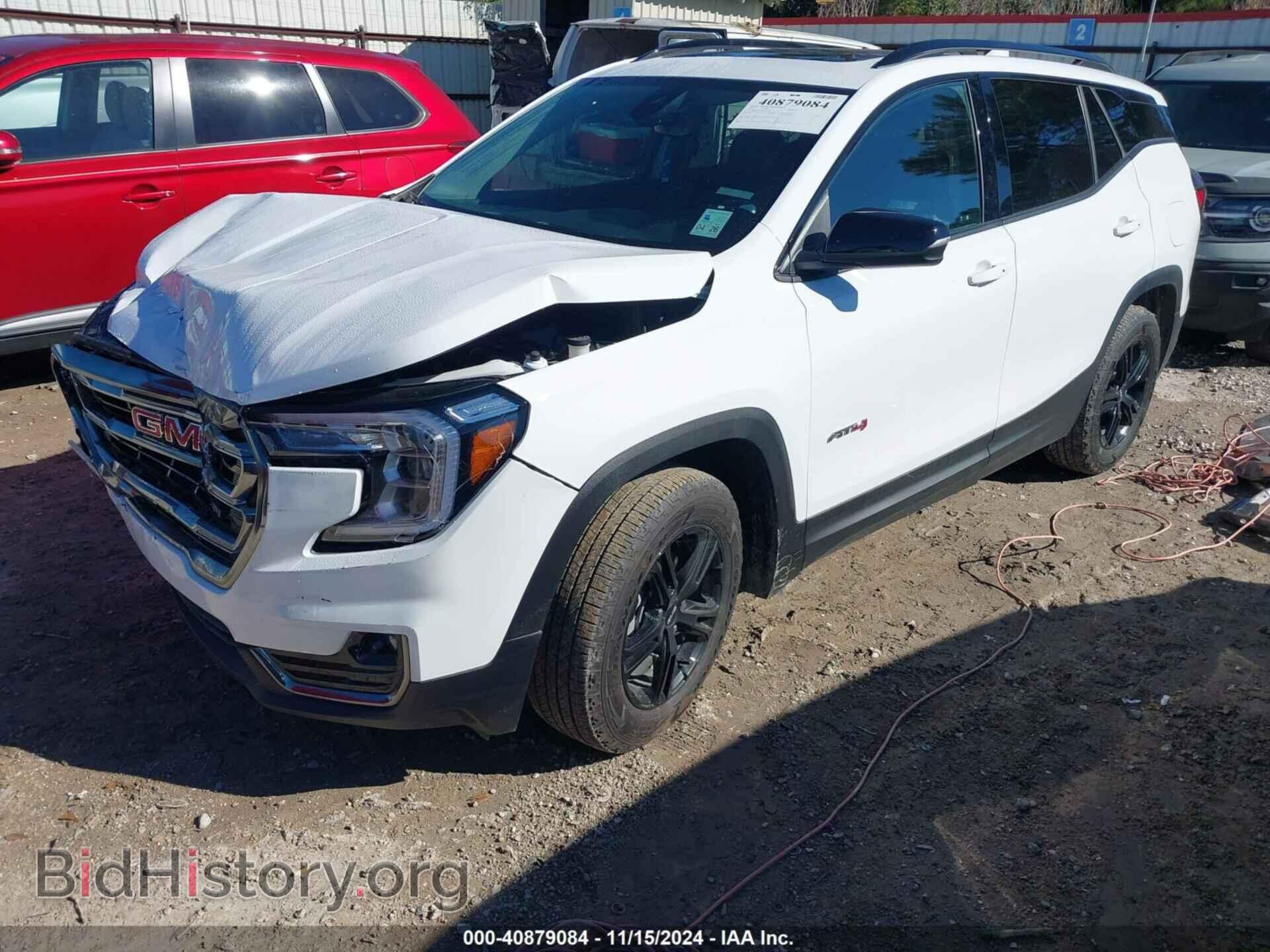 2024 GMC TERRAIN - VIN: 3GKALYEG7RL203939 - Фото 2