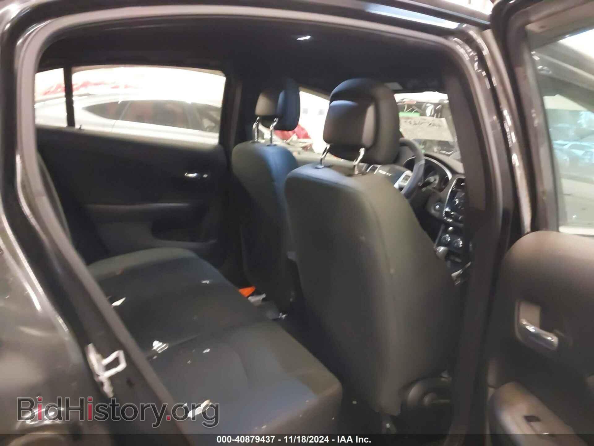 2012 CHRYSLER 200 - VIN: 1C3CCBBB3CN138593 - Фото 8