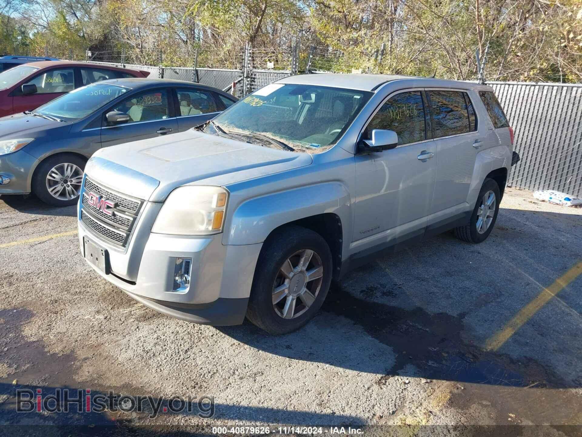2011 GMC TERRAIN - VIN: 2CTALMEC4B6245873 - Photo 2