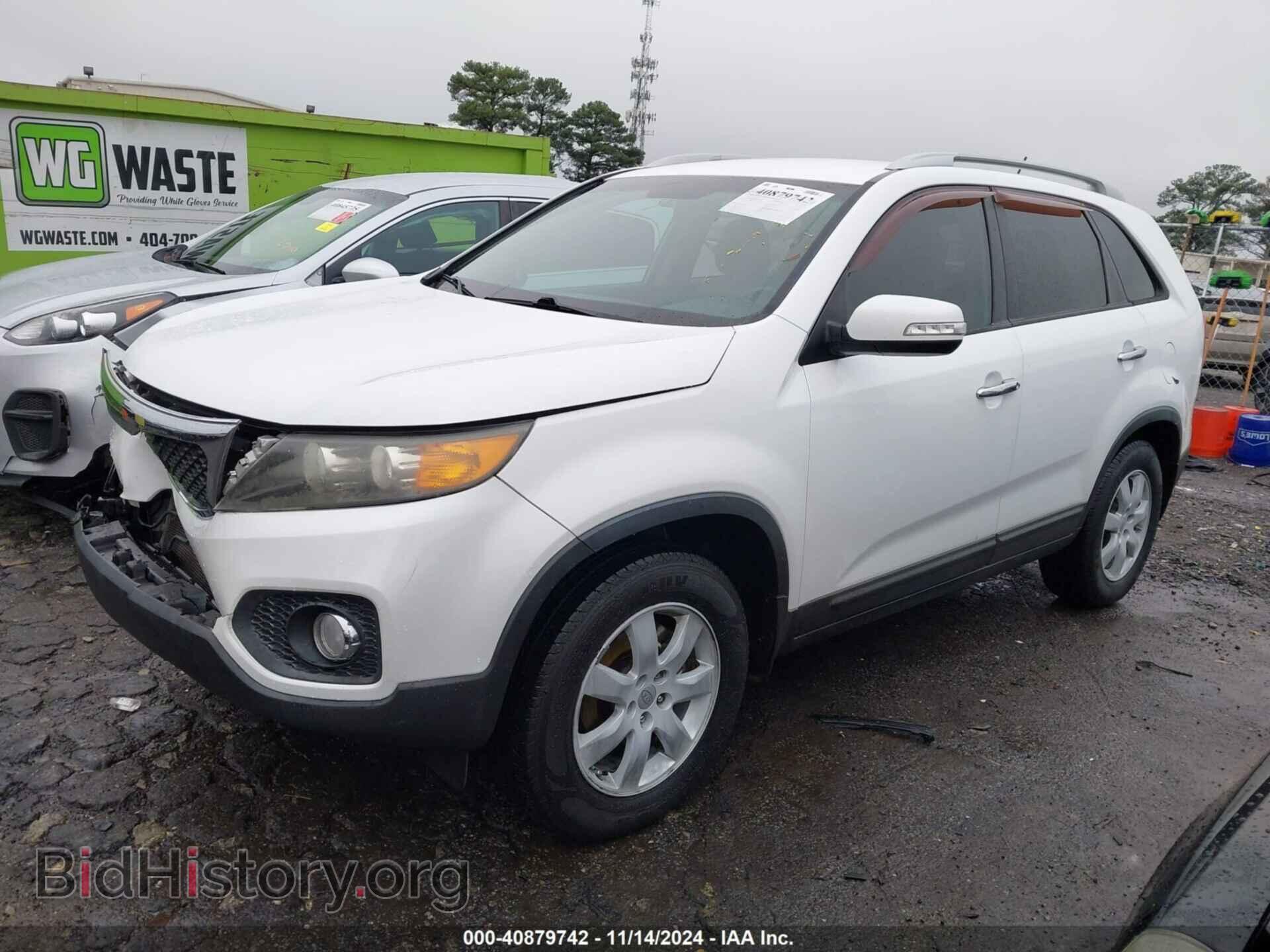 2011 KIA SORENTO - VIN: 5XYKT4A10BG080265 - Фото 2