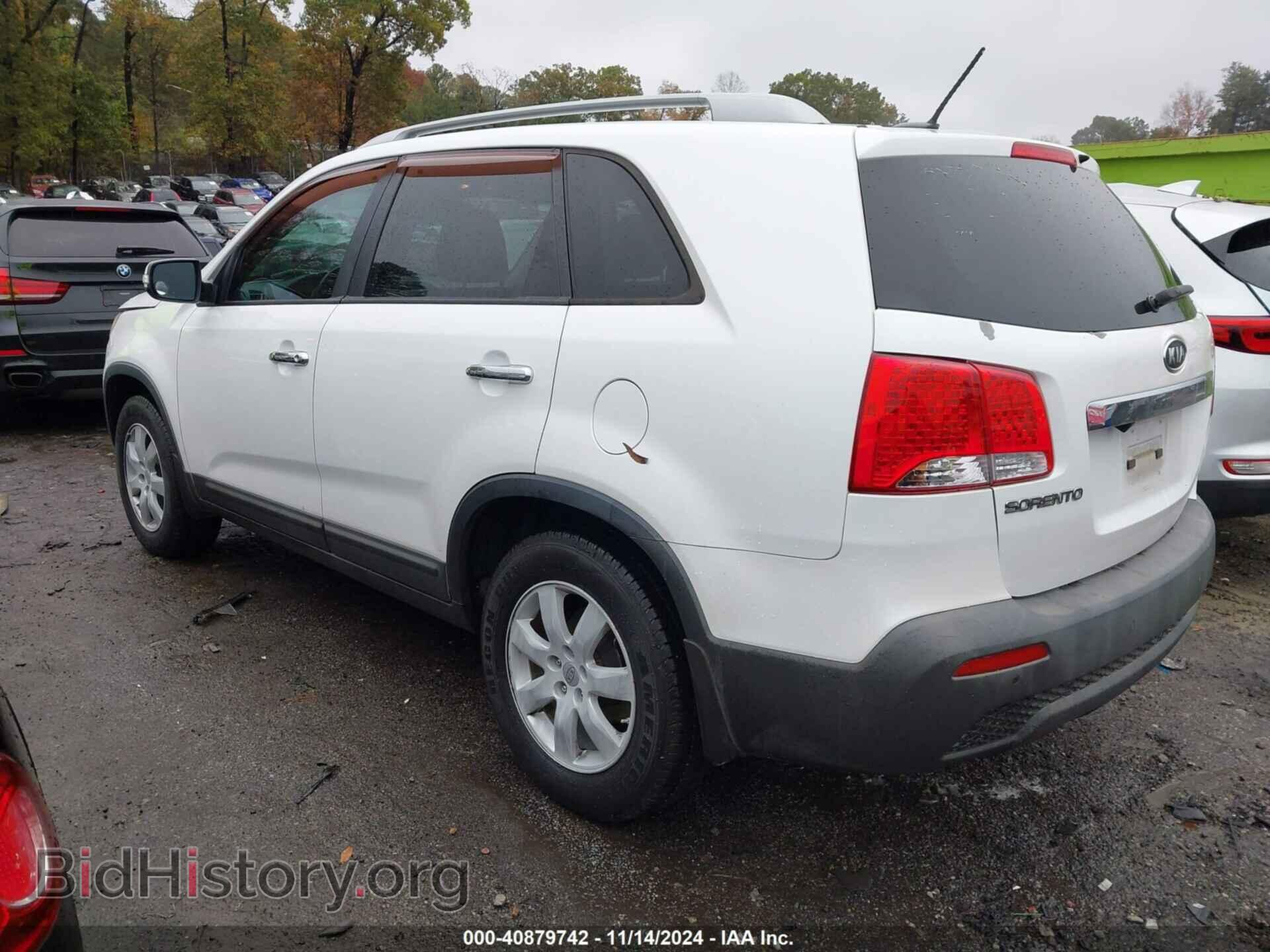 2011 KIA SORENTO - VIN: 5XYKT4A10BG080265 - Фото 3