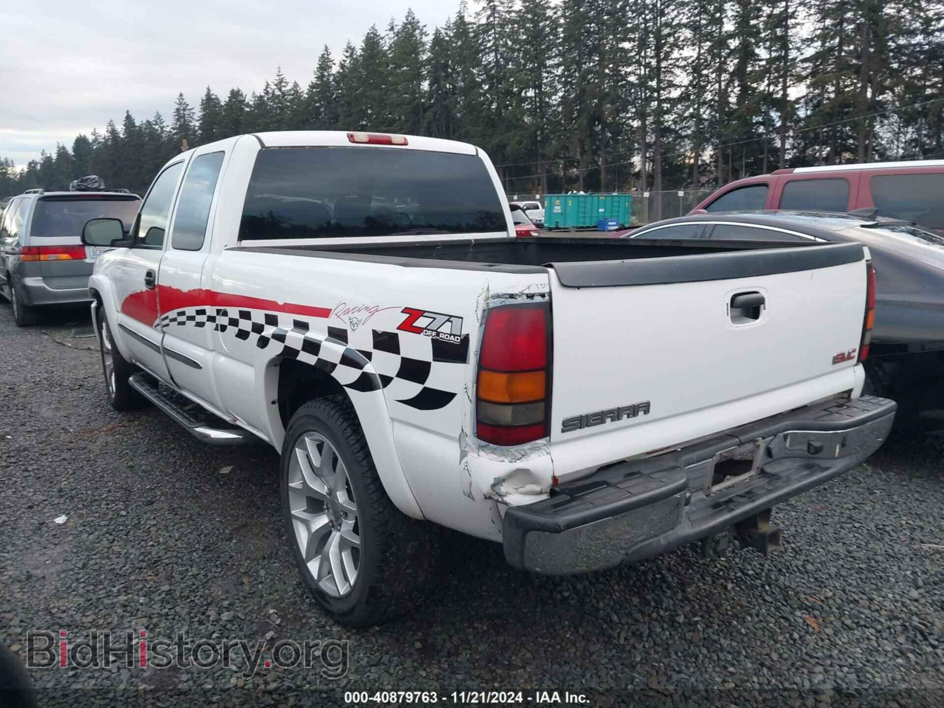 2005 GMC SIERRA 1500 - VIN: 1GTEK19Z15Z102790 - Фото 3