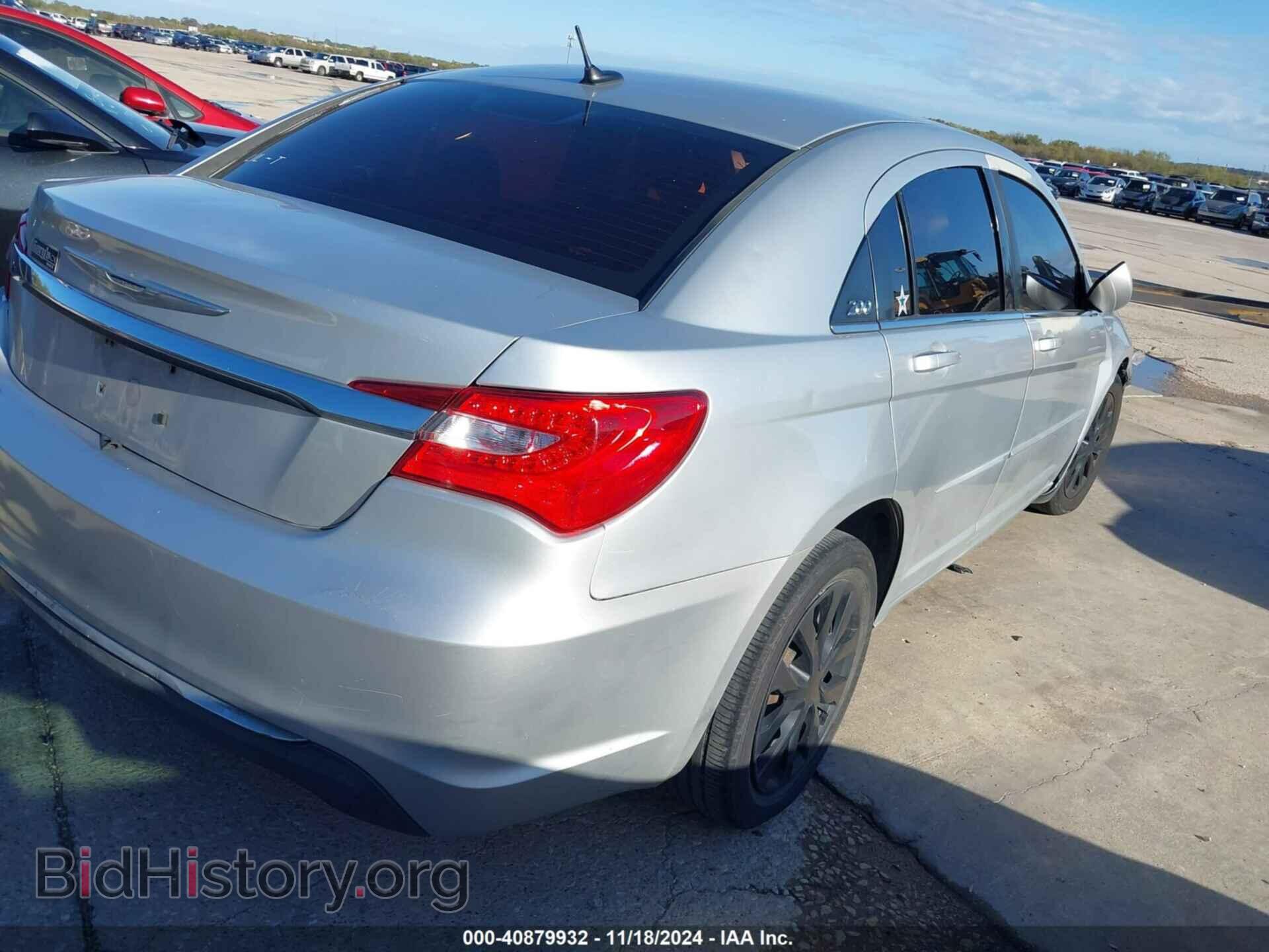 2012 CHRYSLER 200 - VIN: 1C3CCBABXCN214151 - Фото 4
