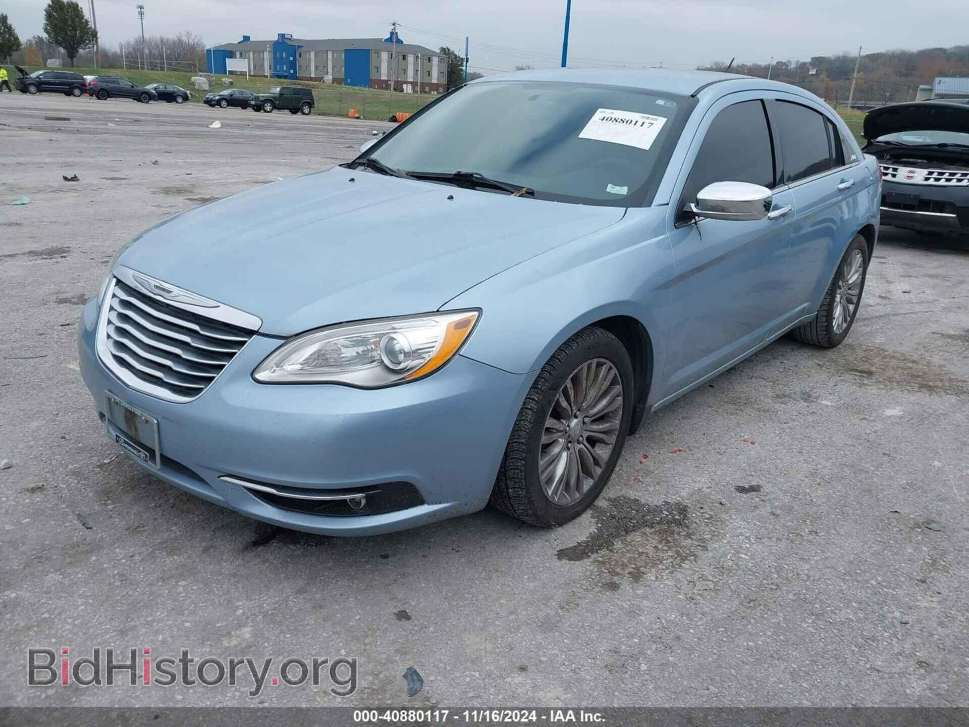 2013 CHRYSLER 200 - VIN: 1C3CCBCG2DN575576 - Photo 2