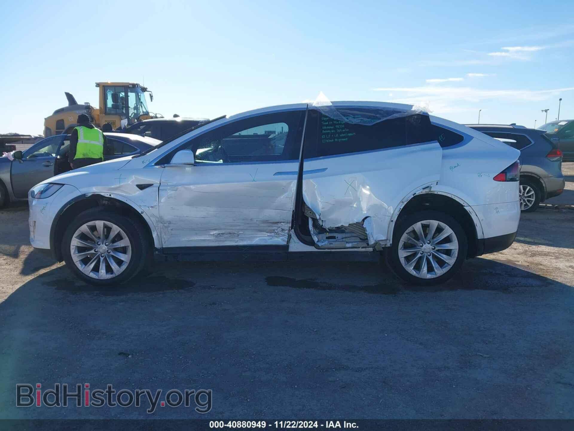 2017 TESLA MODEL X - VIN: 5YJXCBE21HF065092 - Photo 13