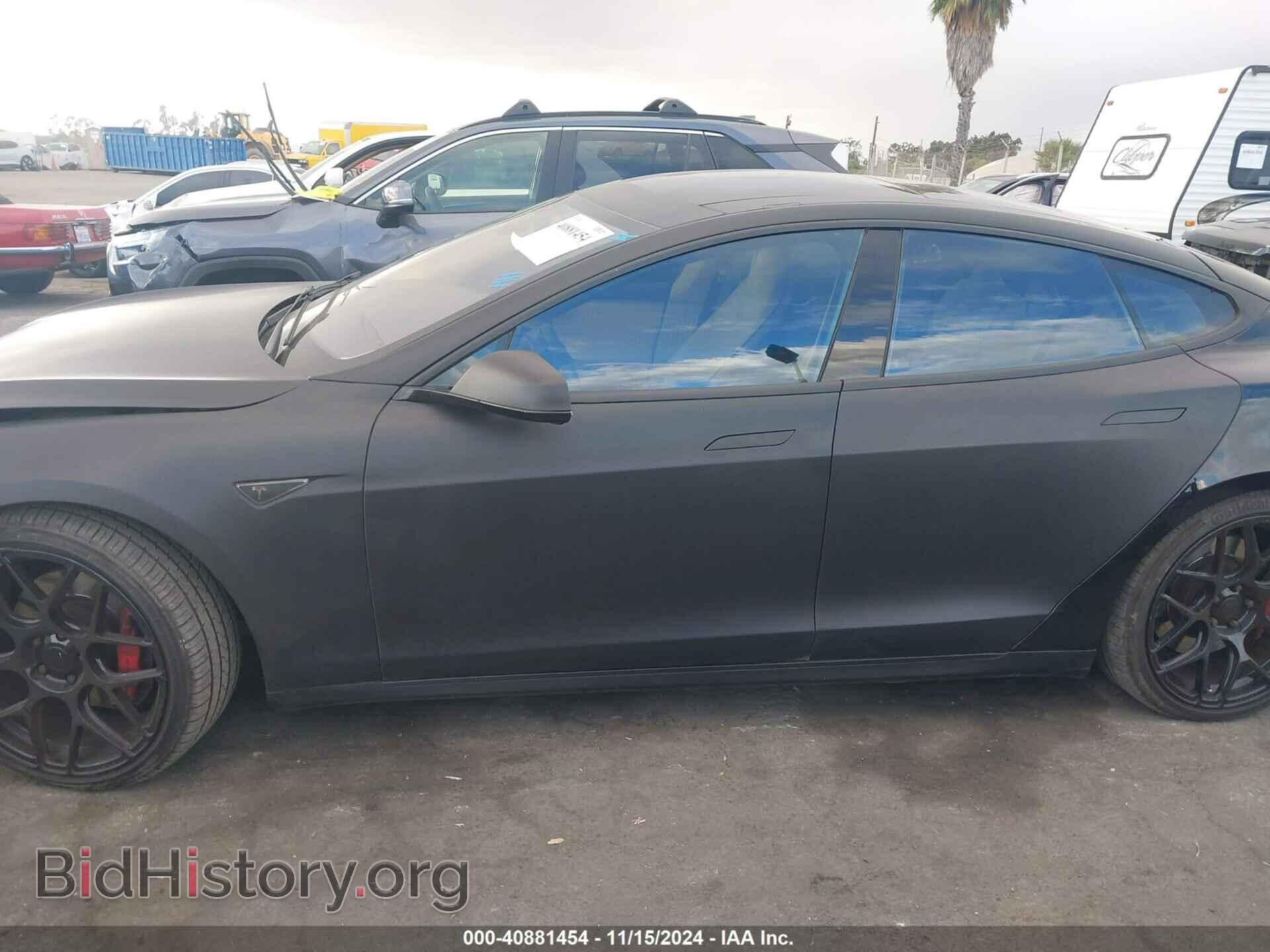 2013 TESLA MODEL S - VIN: 5YJSA1DN3DFP10695 - Фото 15