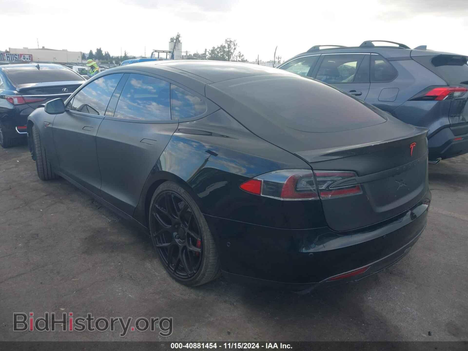 2013 TESLA MODEL S - VIN: 5YJSA1DN3DFP10695 - Фото 3