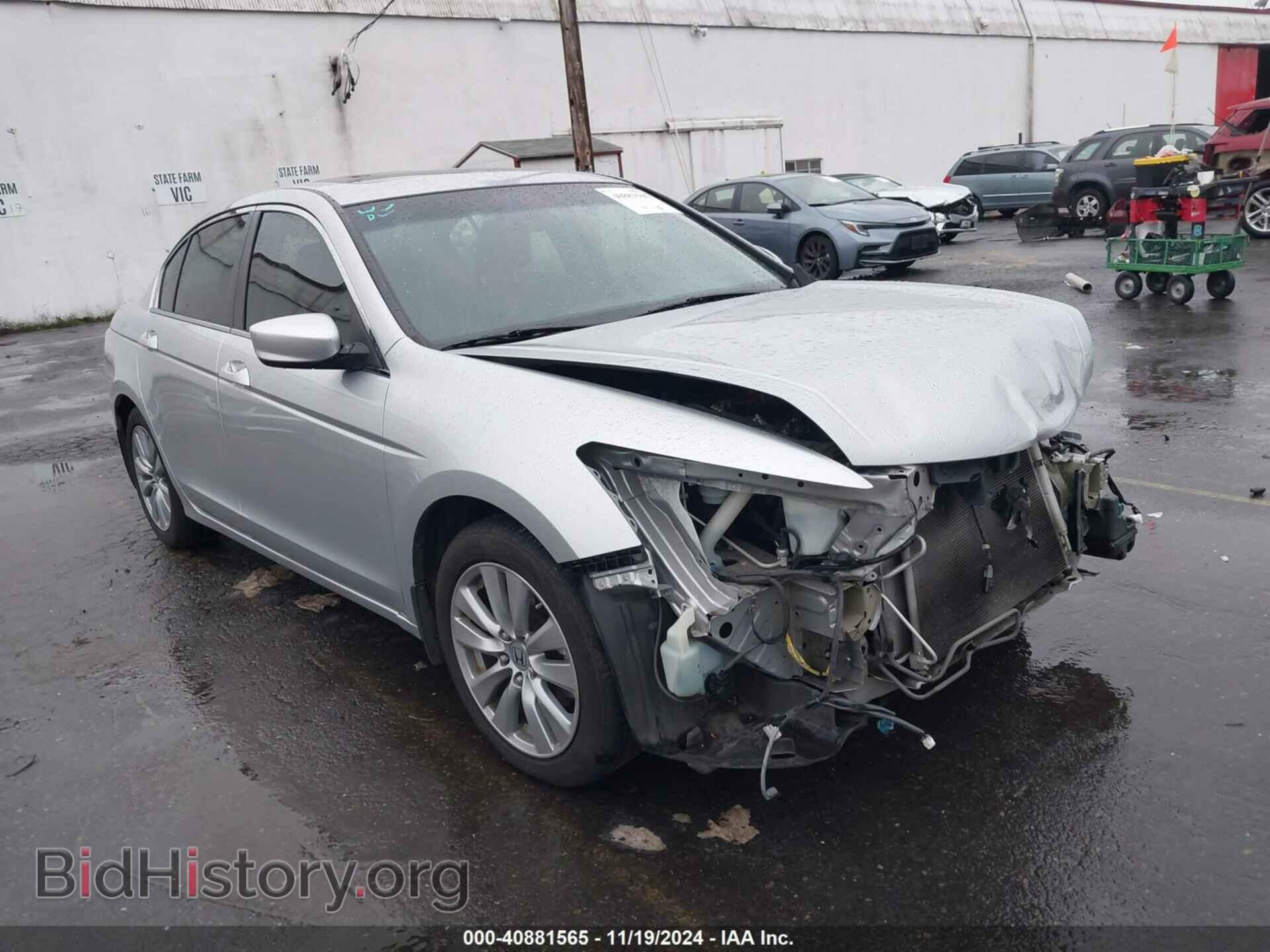 Photo 1HGCP2F89BA093939 - HONDA ACCORD 2011