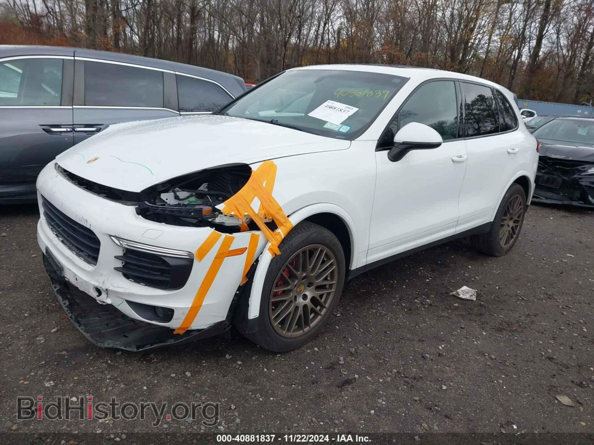 2017 PORSCHE CAYENNE - VIN: WP1AA2A29HKA84489 - Фото 2