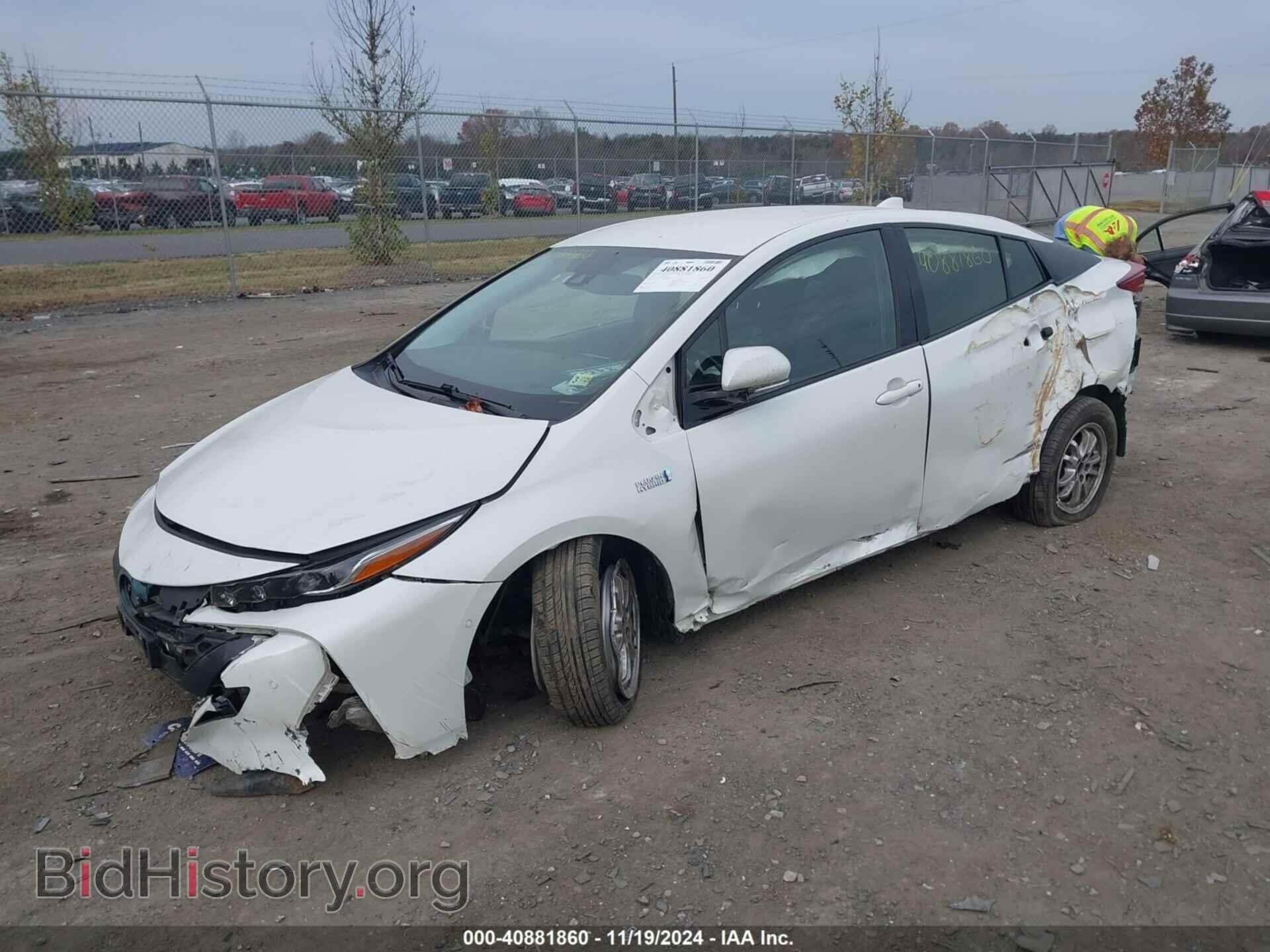 2017 TOYOTA PRIUS PRIME - VIN: JTDKARFP4H3056368 - Фото 2