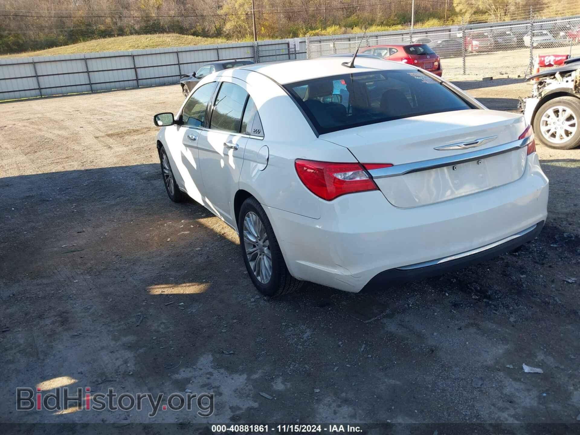 2011 CHRYSLER 200 - VIN: 1C3BC2FB9BN500947 - Photo 3