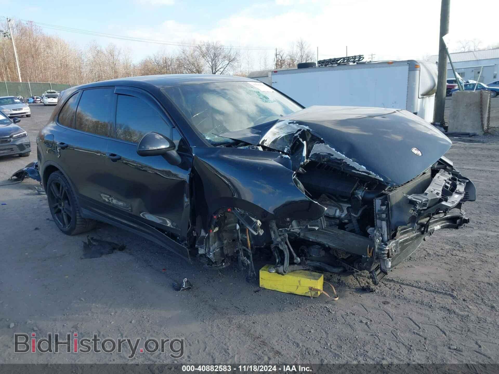 Photo WP1AA2A29BLA01001 - PORSCHE CAYENNE 2011
