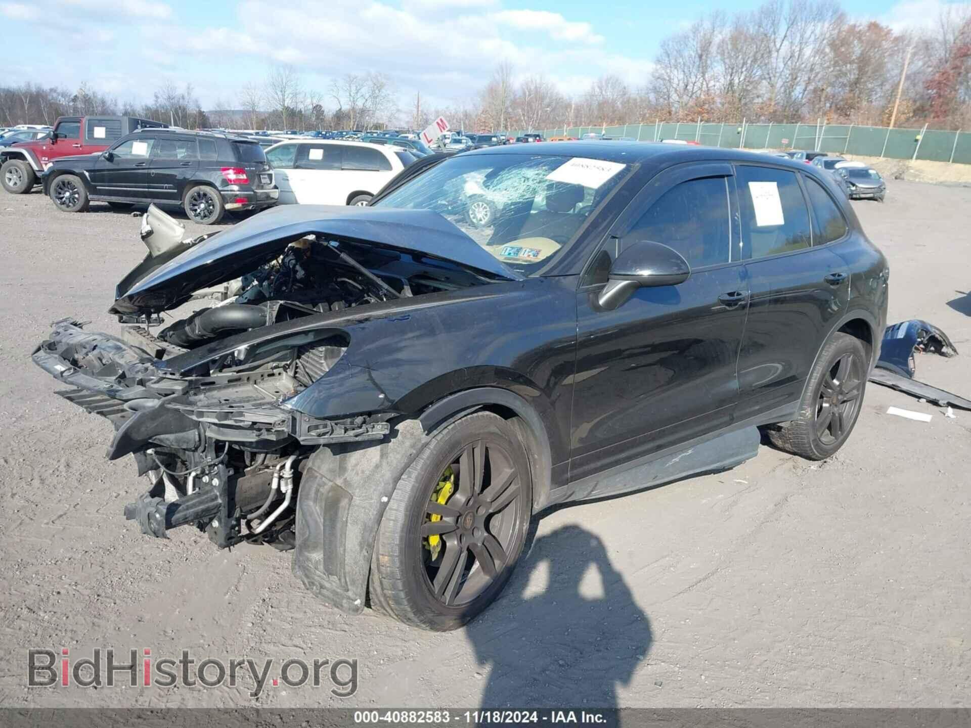 2011 PORSCHE CAYENNE - VIN: WP1AA2A29BLA01001 - Фото 2