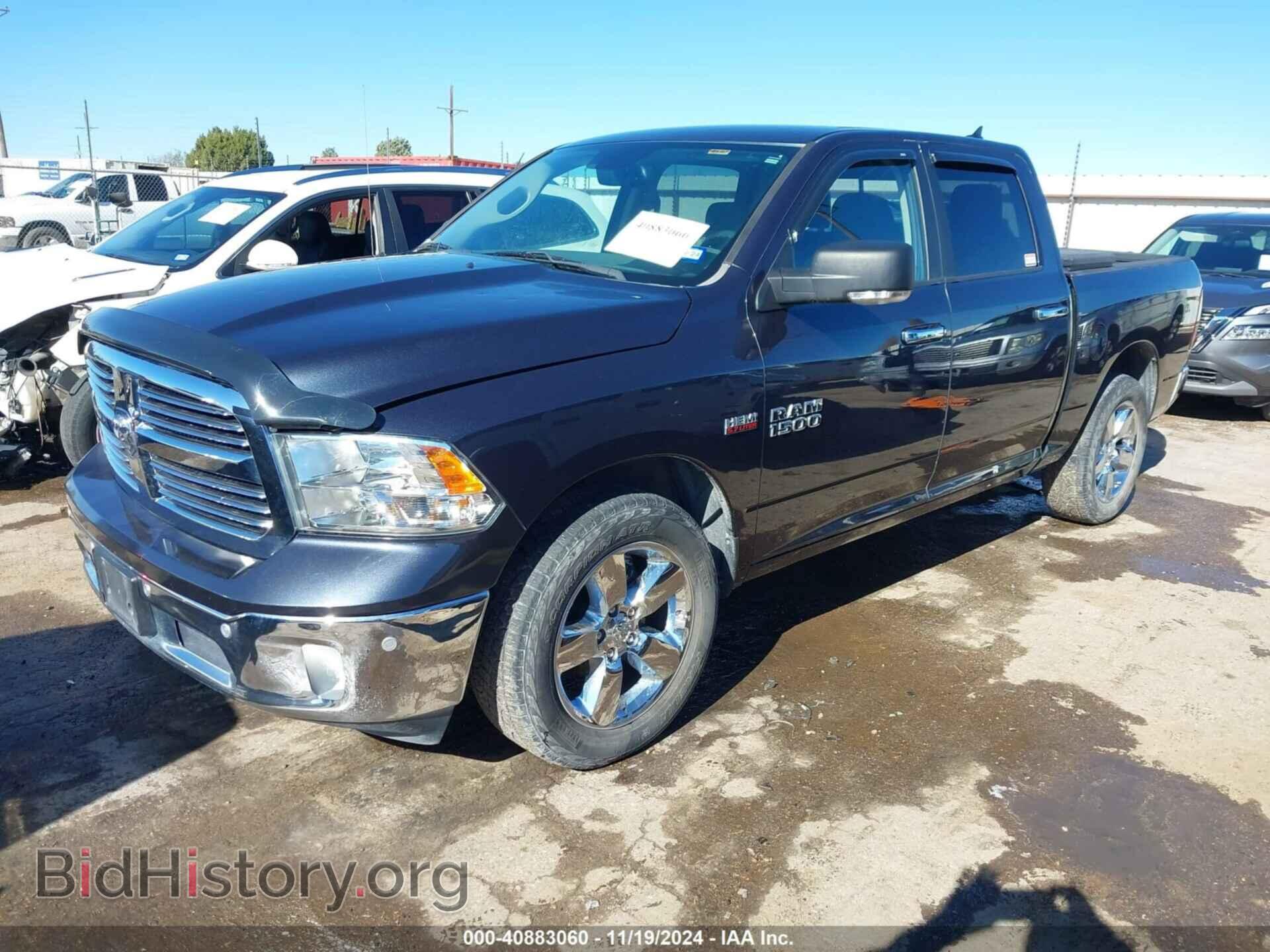 2018 RAM 1500 - VIN: 1C6RR6LT3JS350855 - Фото 2