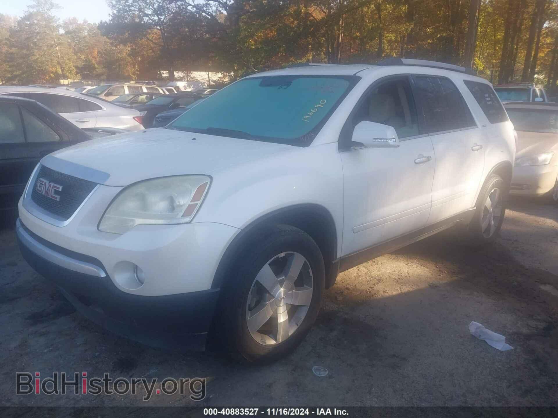 2011 GMC ACADIA - VIN: 1GKKRRED8BJ196690 - Photo 2
