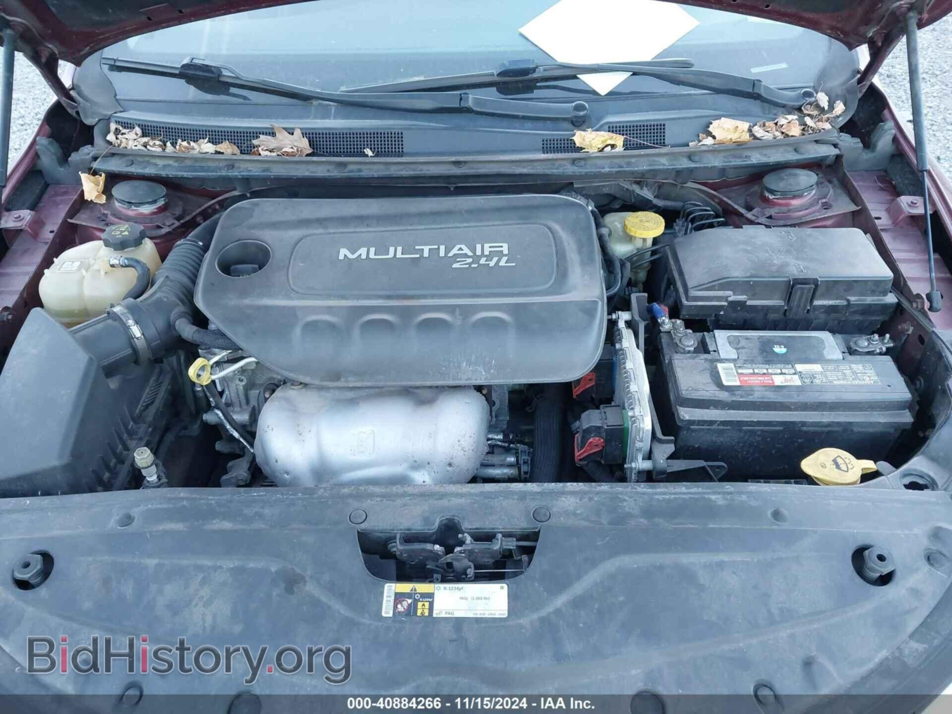 2015 CHRYSLER 200 - VIN: 1C3CCCAB2FN704609 - Фото 10