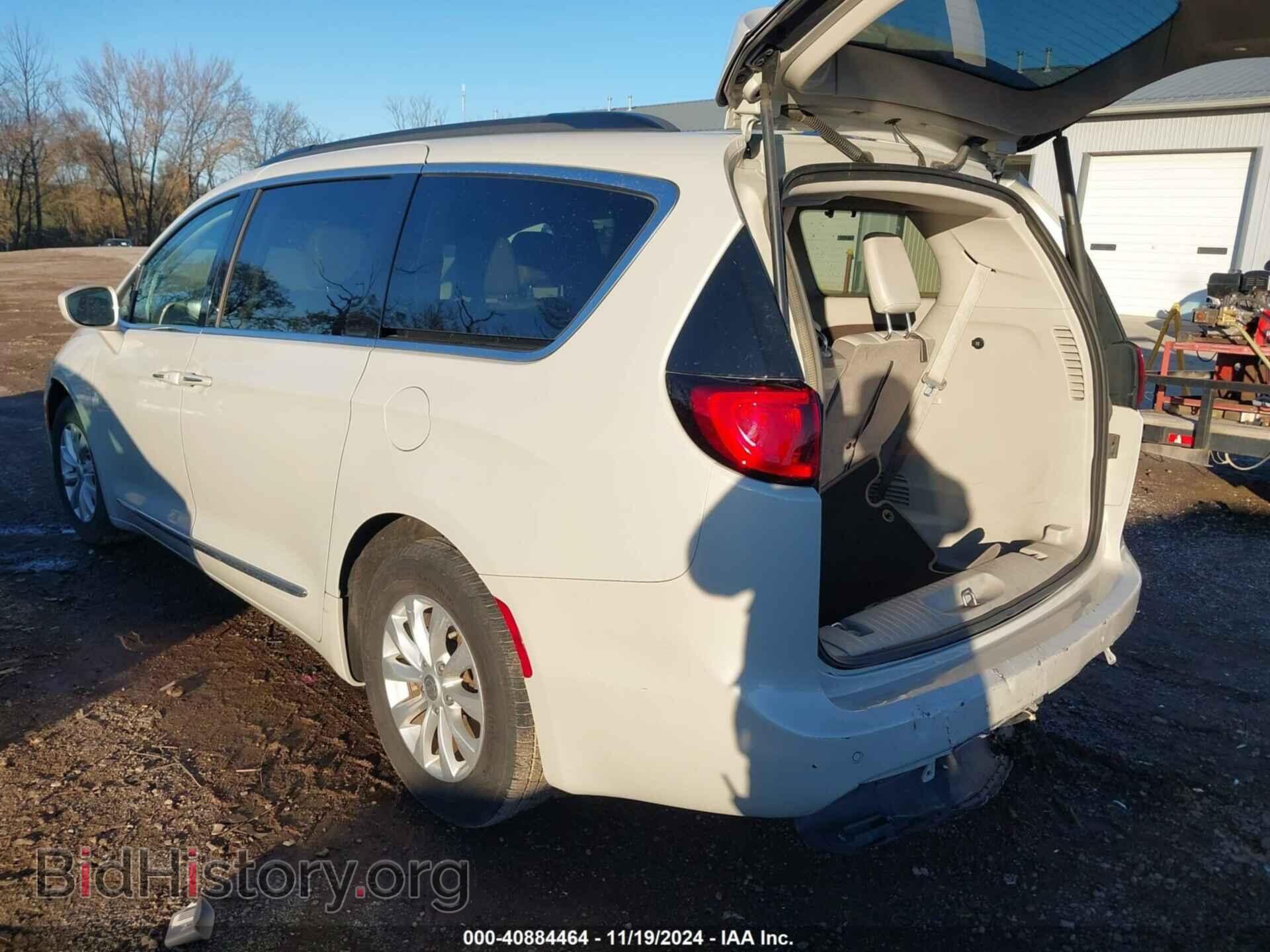 2017 CHRYSLER PACIFICA - VIN: 2C4RC1BG8HR759706 - Фото 3