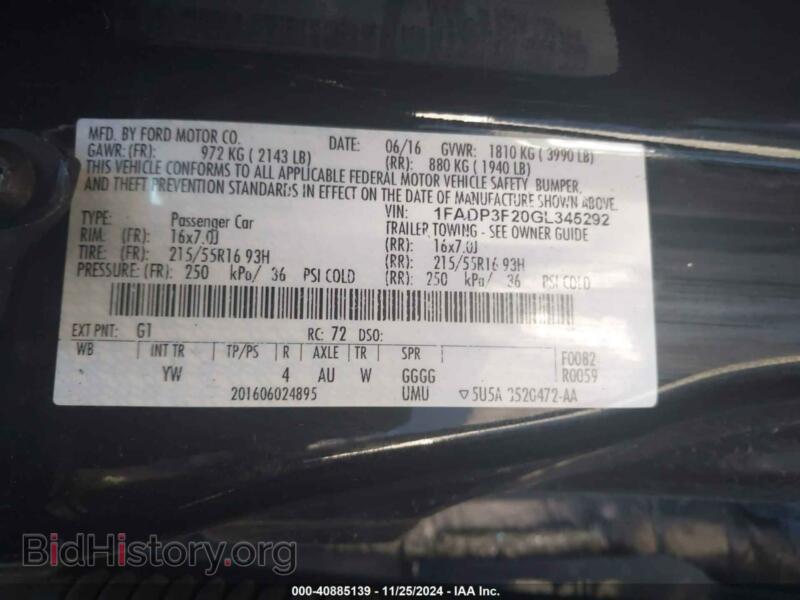 2016 Ford FOCUS (VIN 1FADP3F20GL345292) — photo 9 of 12