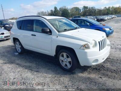 2008 Jeep COMPASS Sport, white — VIN 1J8FT47W28D701008, IAAI