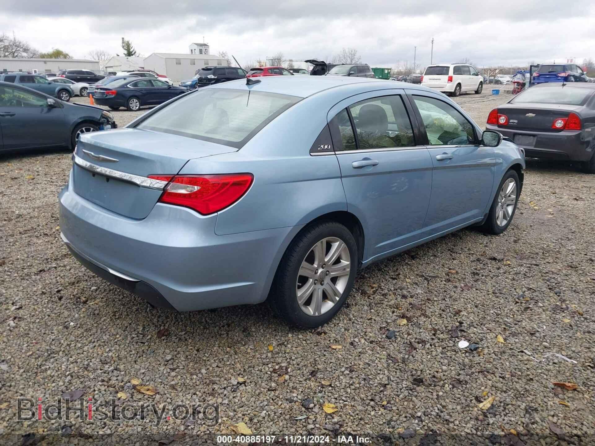 2012 CHRYSLER 200 - VIN: 1C3CCBBB6CN176514 - Фото 4