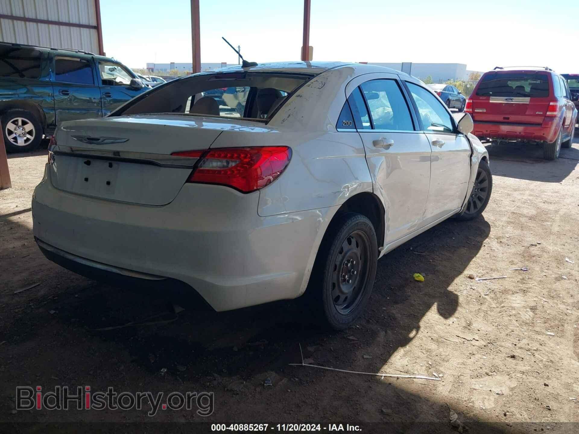 2011 CHRYSLER 200 - VIN: 1C3BC4FB2BN563657 - Фото 4